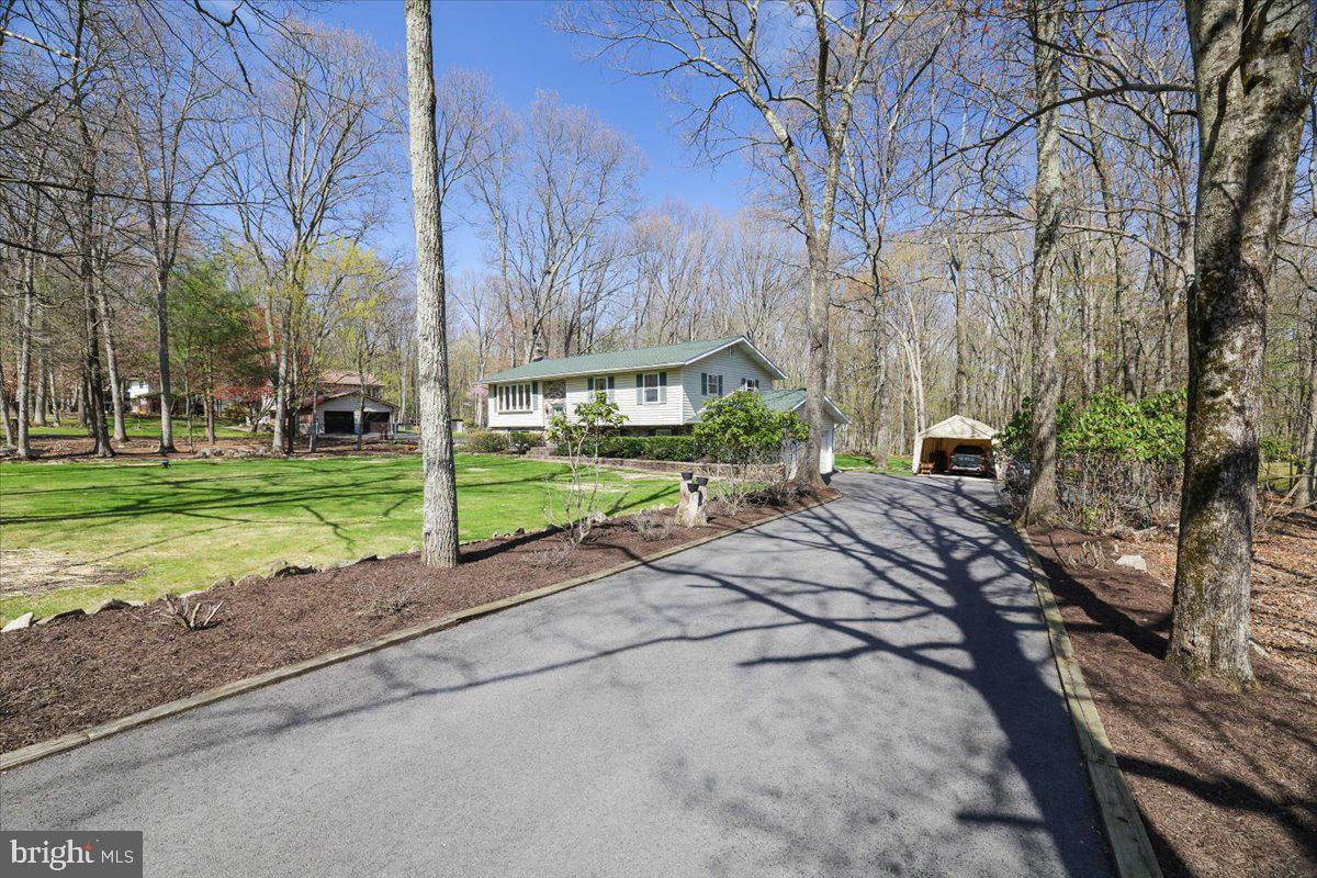 520 EXECUTIVE DR