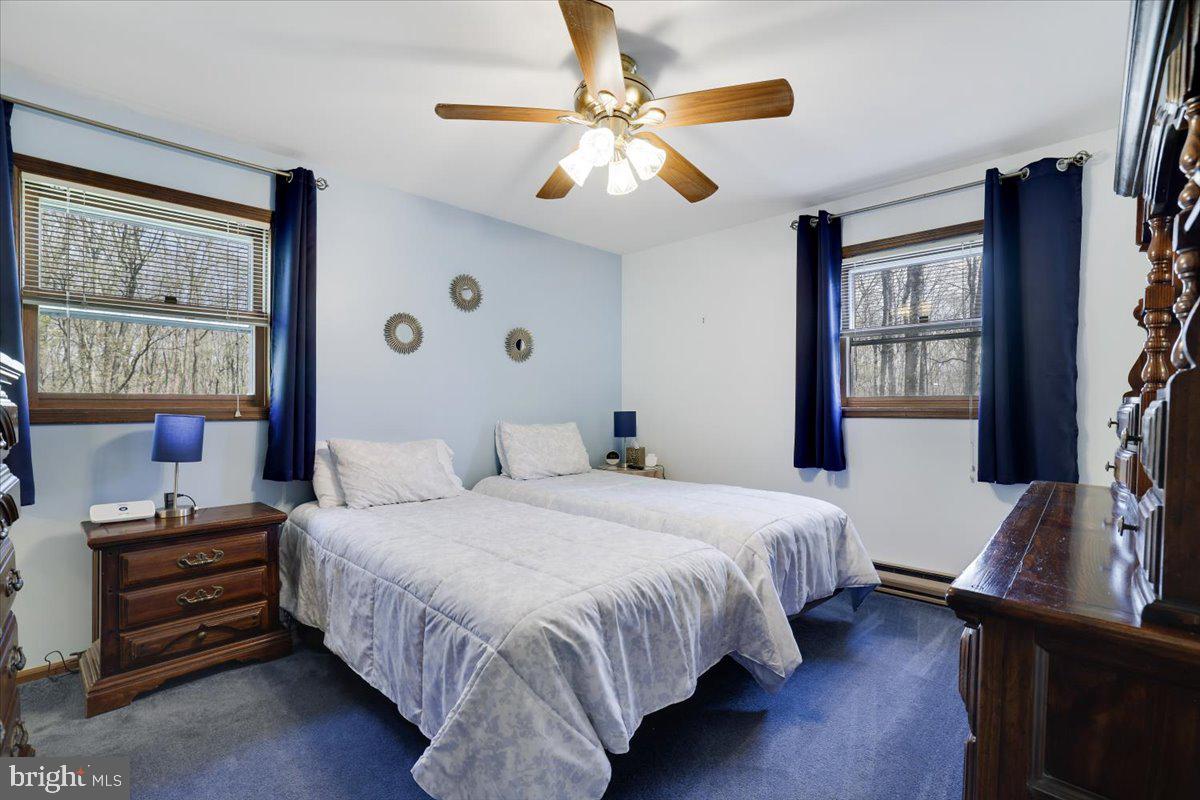 520 EXECUTIVE DR