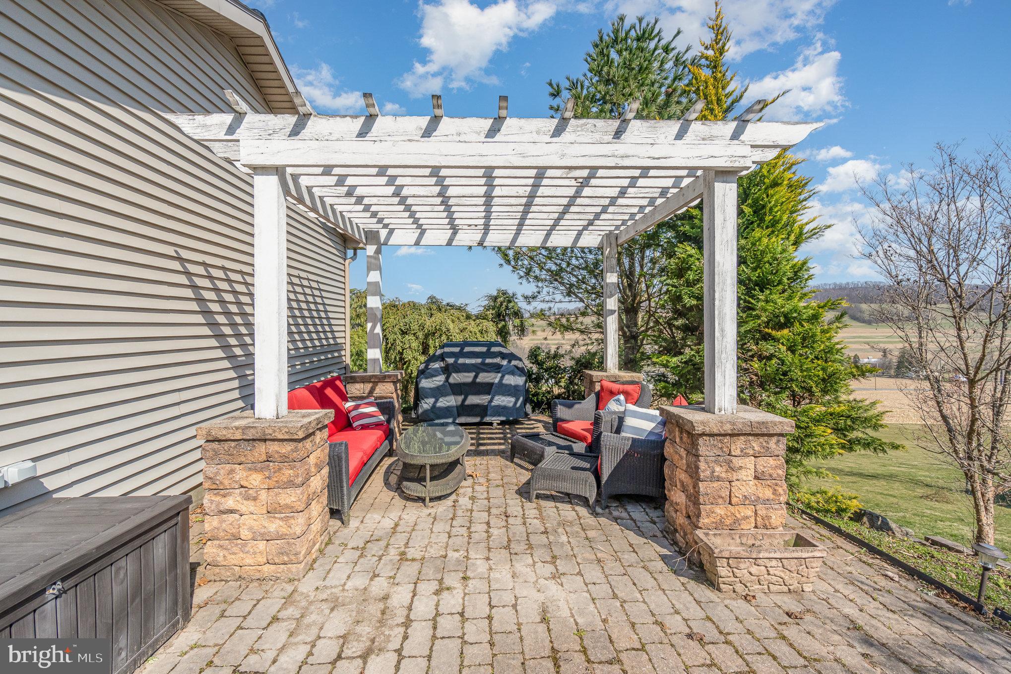 271 Ridge Rd