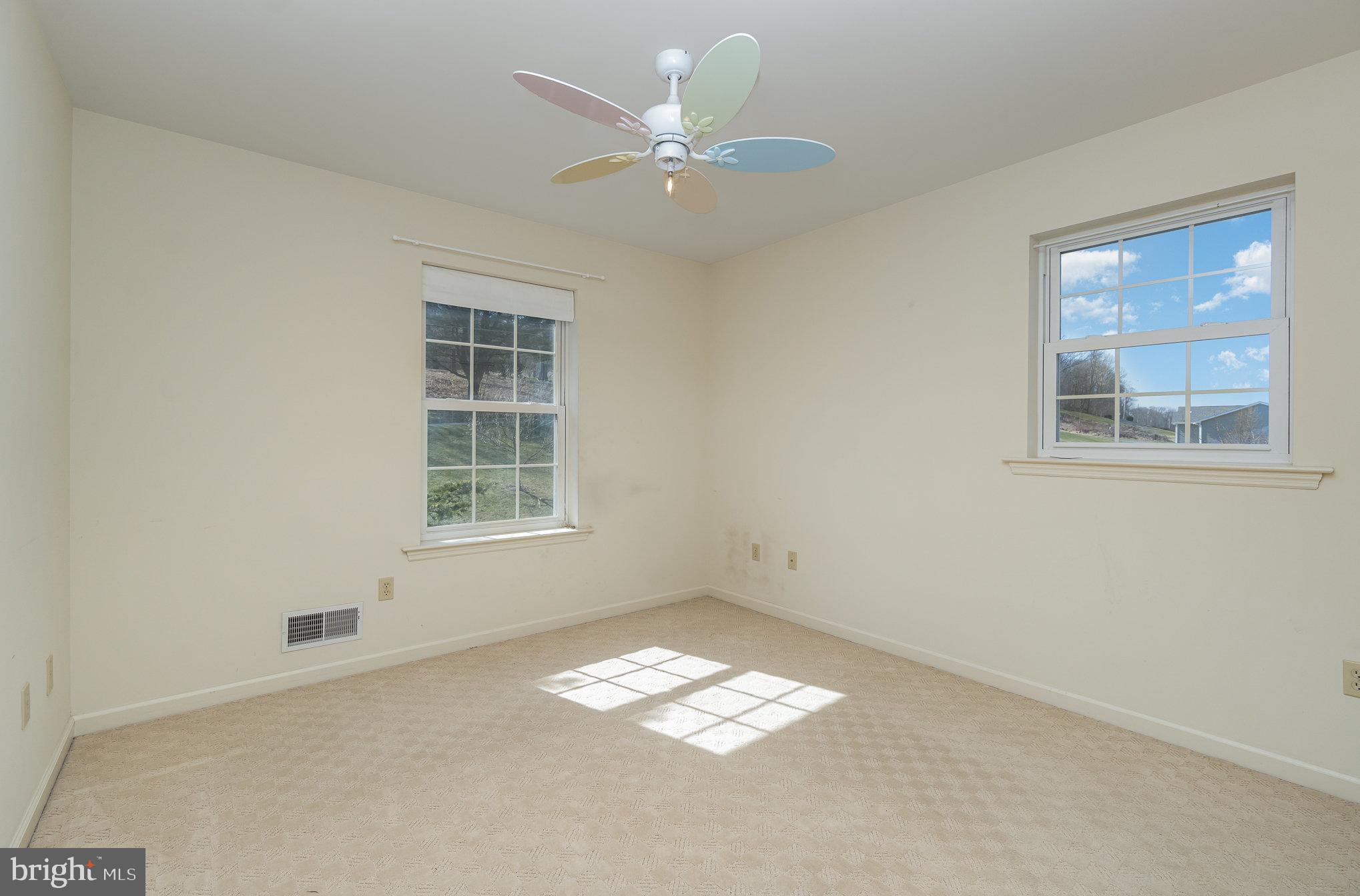 271 Ridge Rd