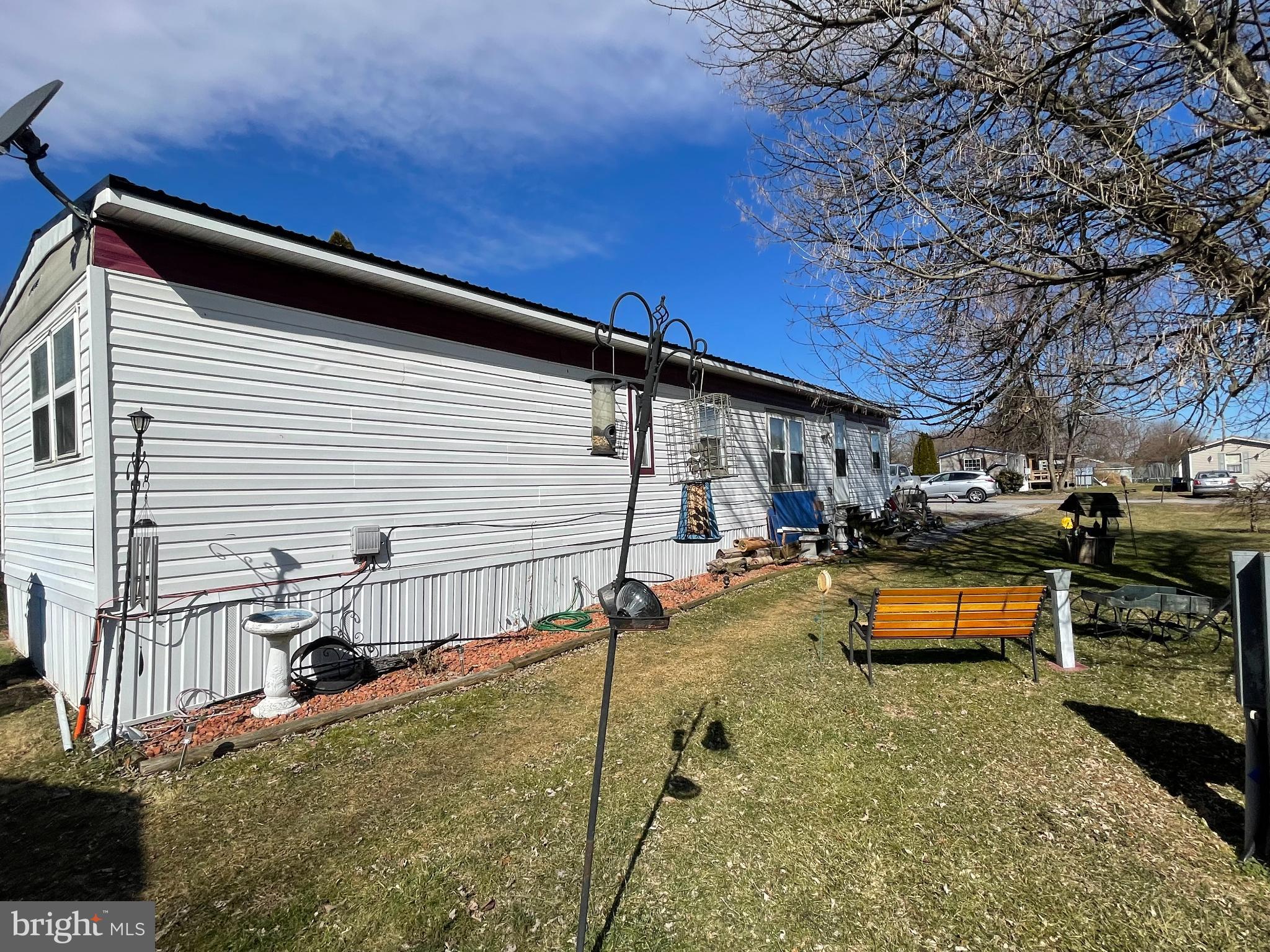 4 OXFORD DRIVE