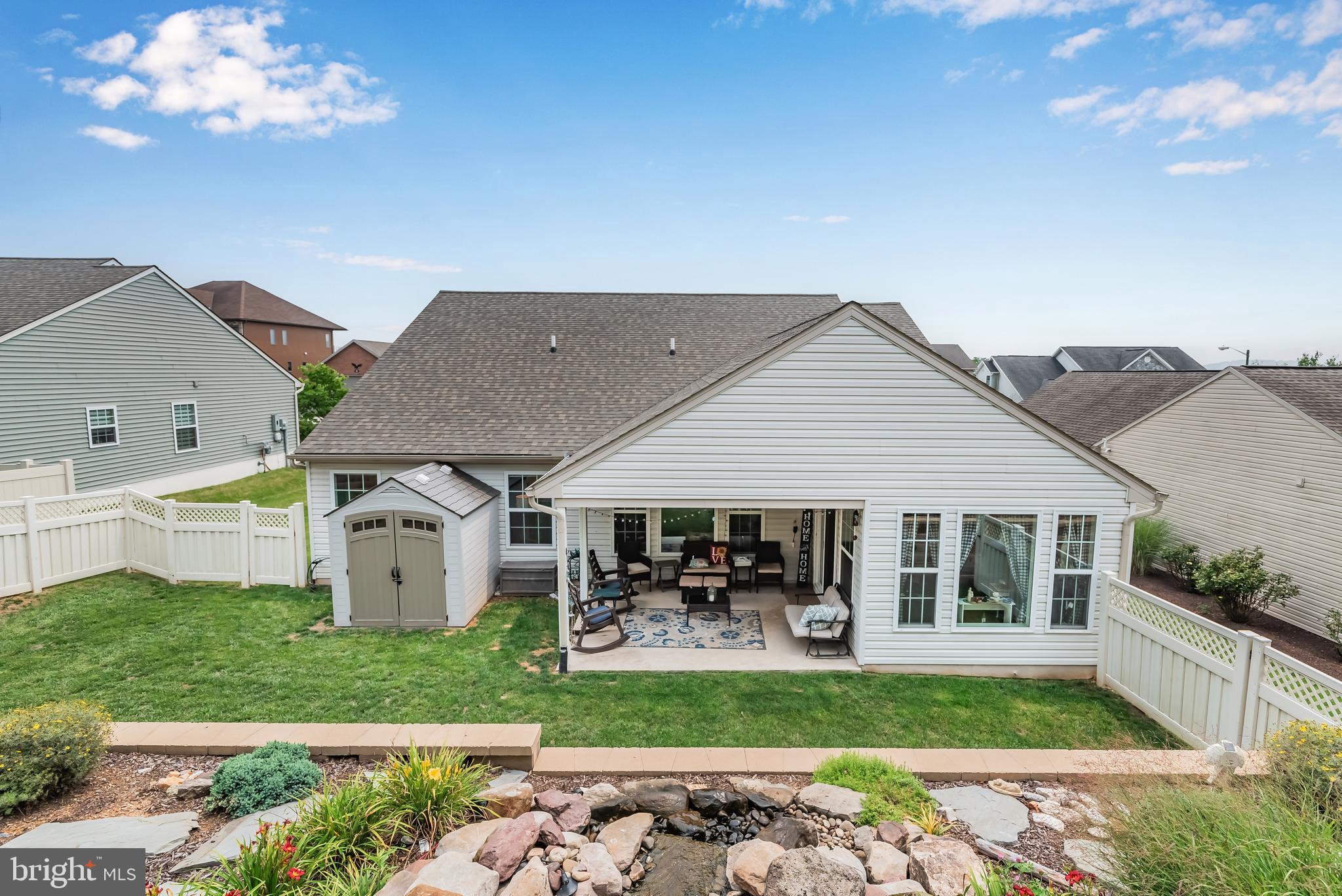 414 Chestnut Way