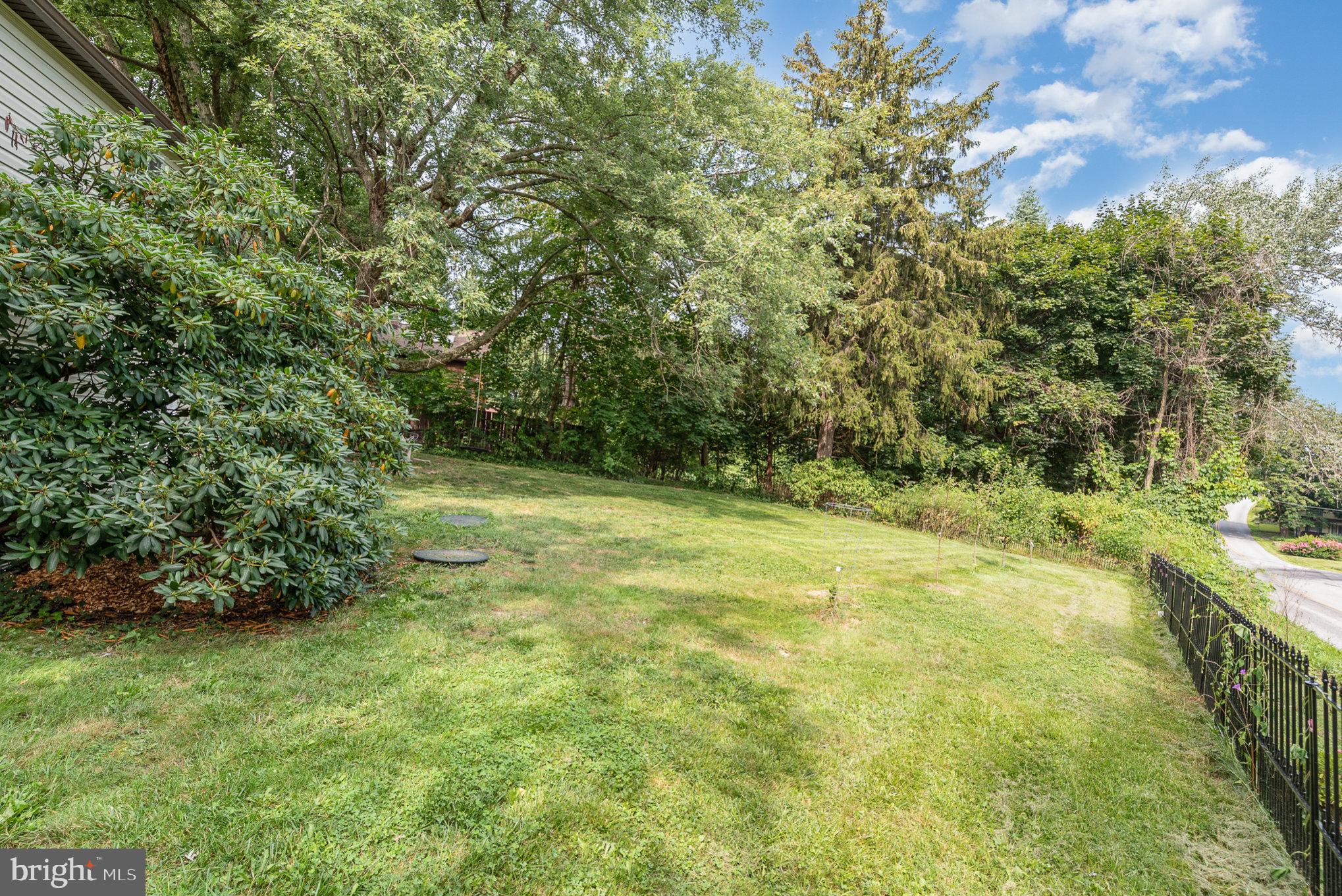 733-735 Mumper Ln