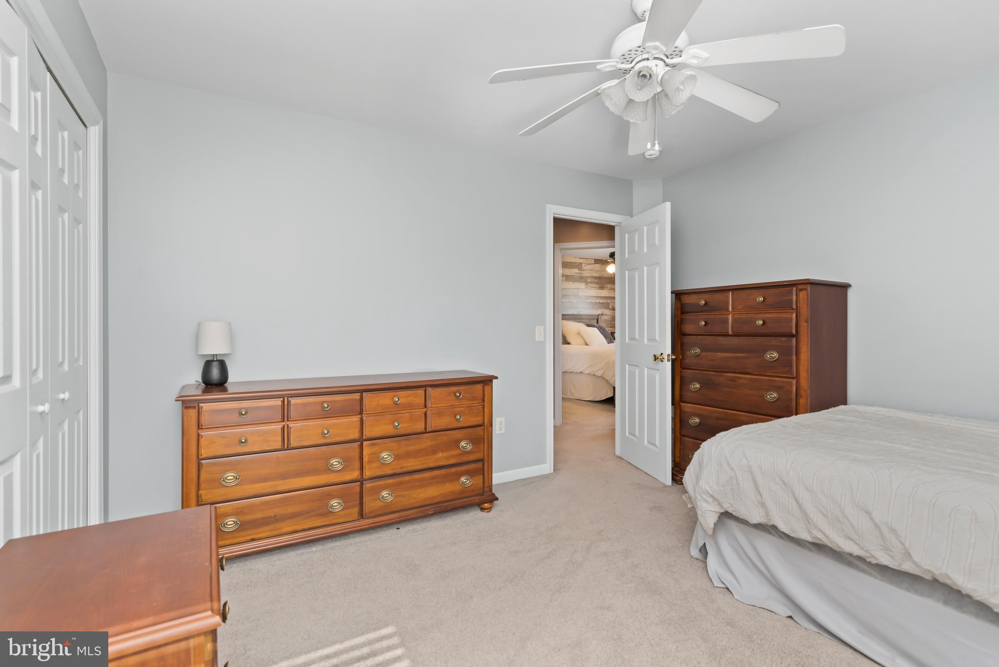 137 Old York Rd
