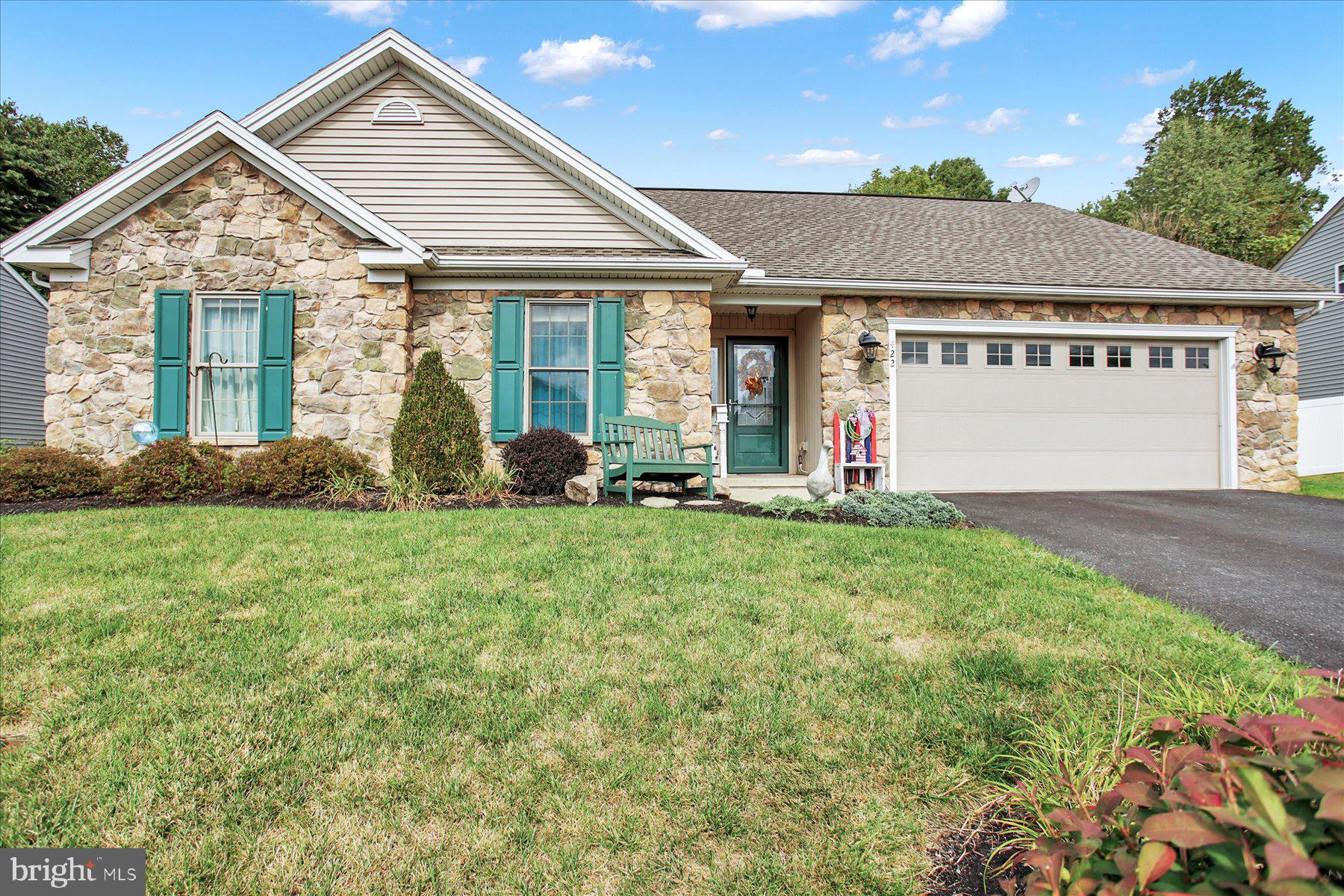 422 Chestnut Way