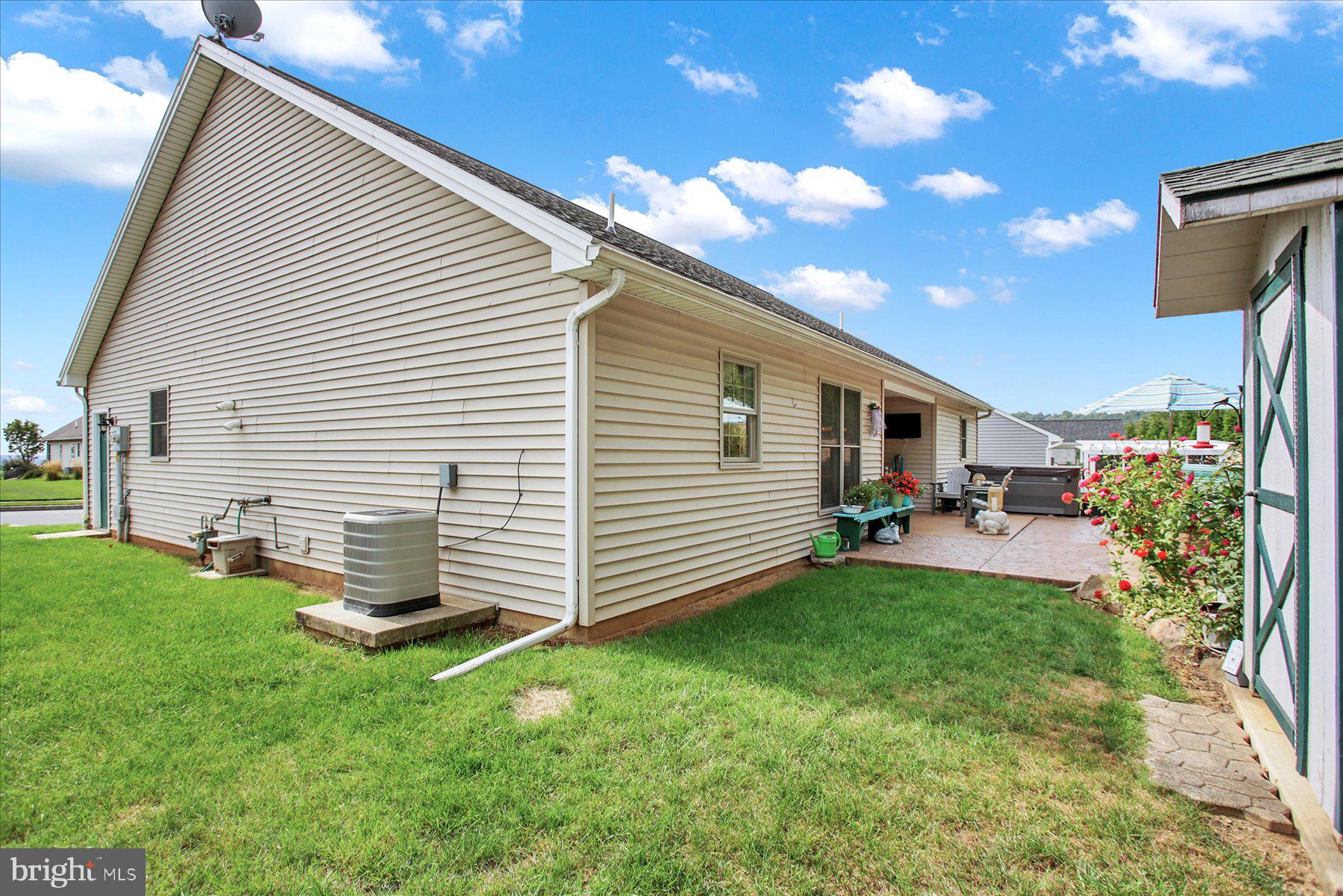 422 Chestnut Way