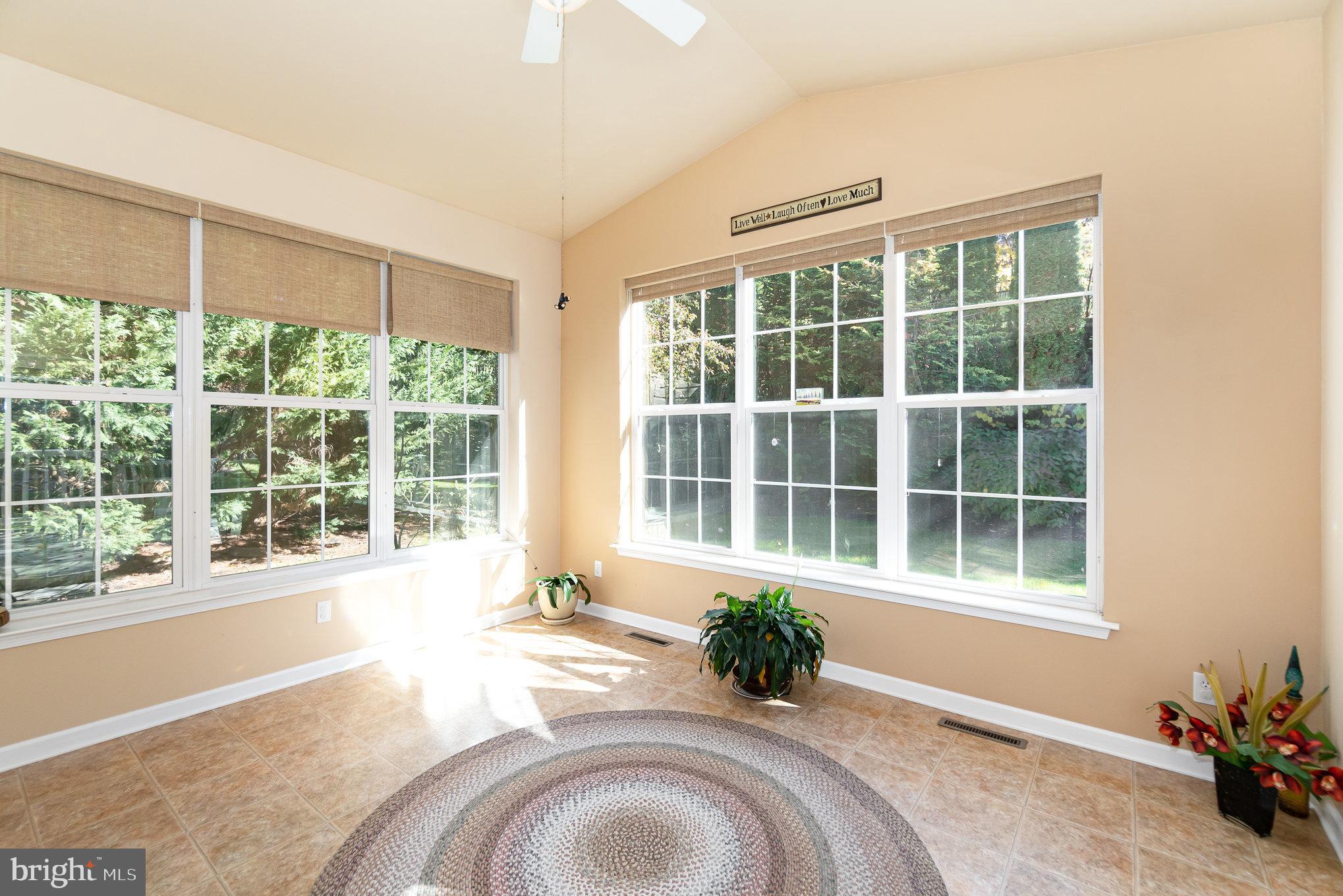 1273 Laurel Oak Ln