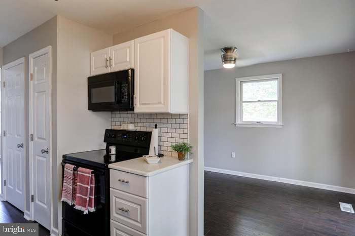 42 Persian Lilac Dr