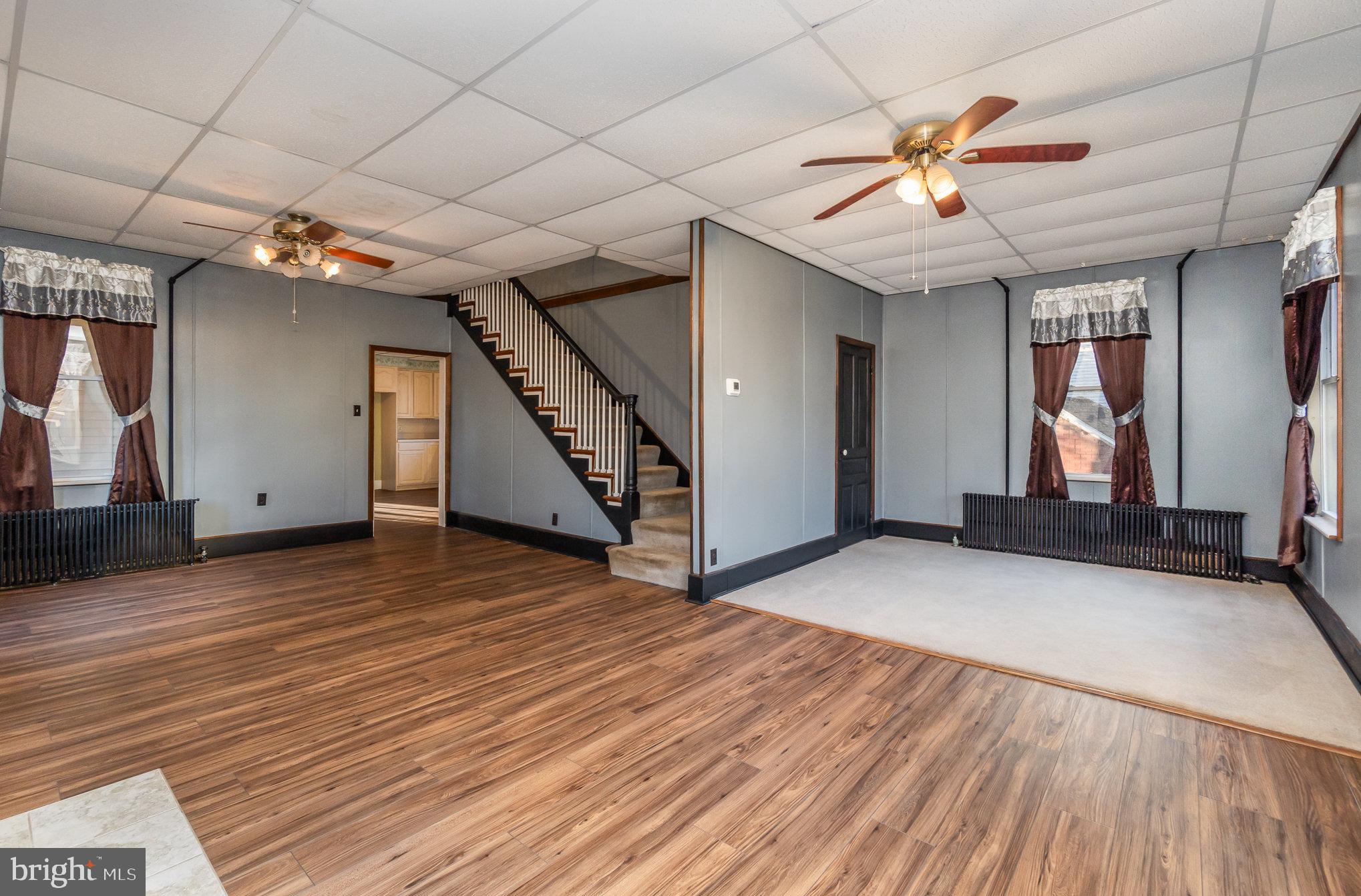 117 E Main St