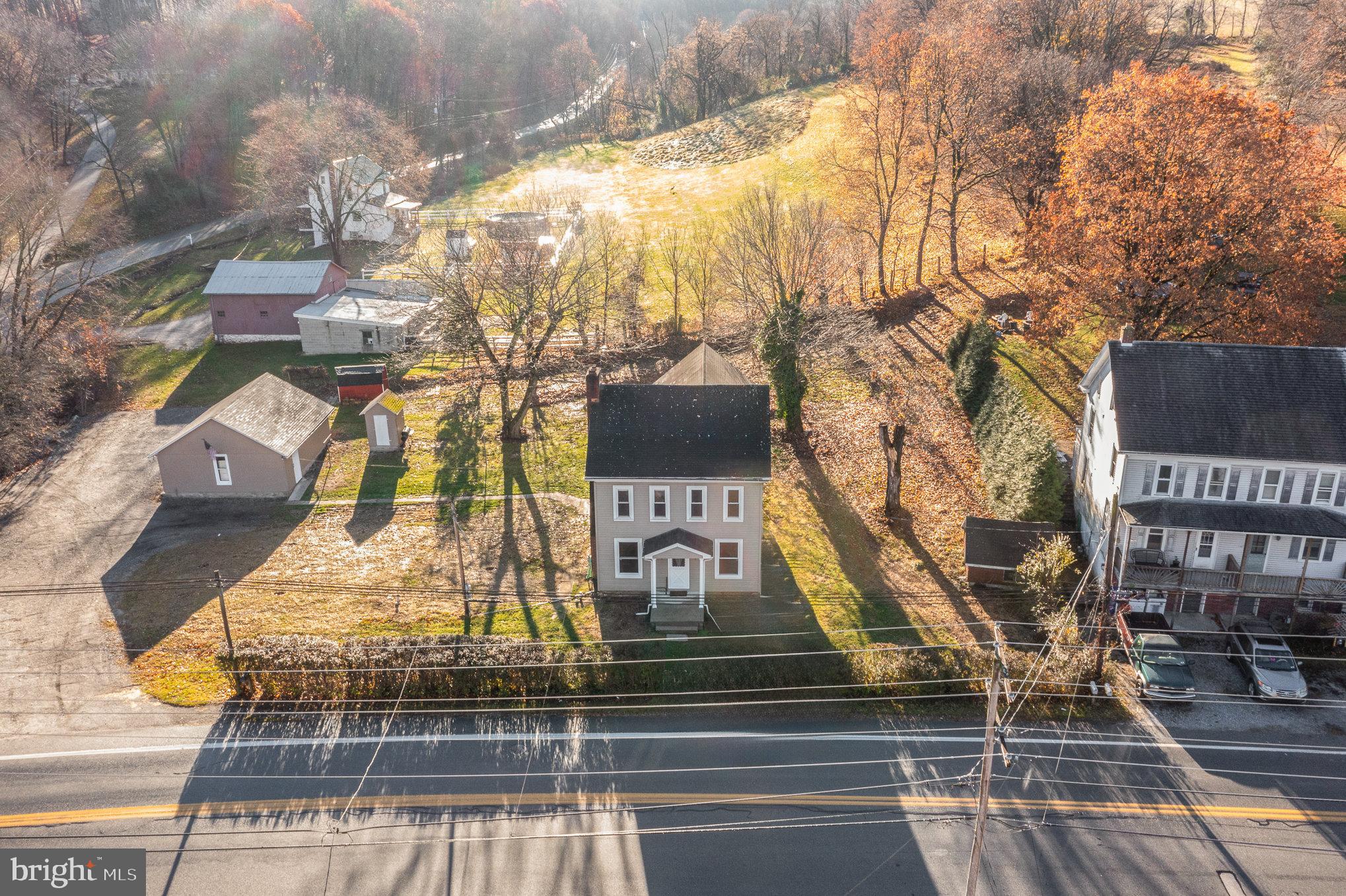 117 E Main St