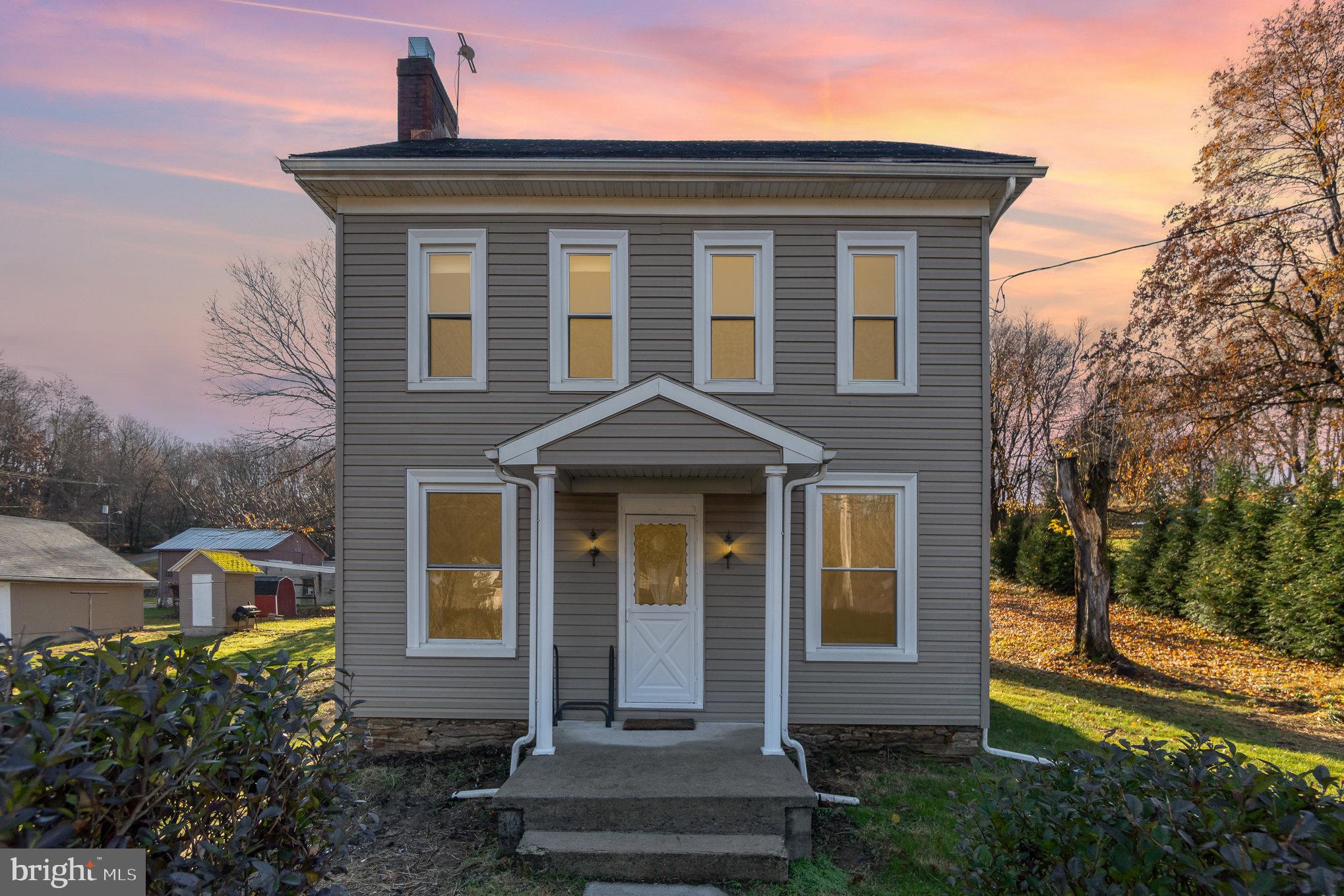 117 E Main St