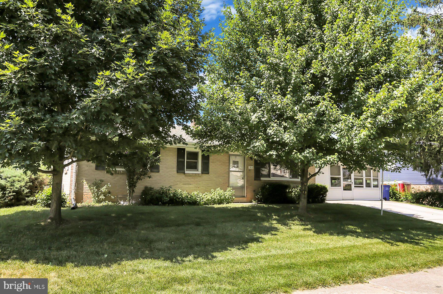 303 Sunset Dr