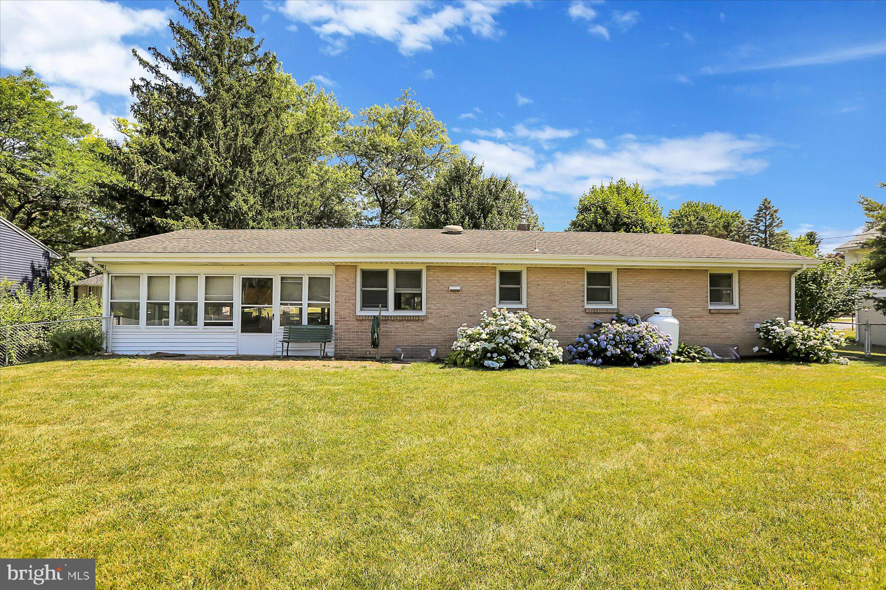 303 Sunset Dr