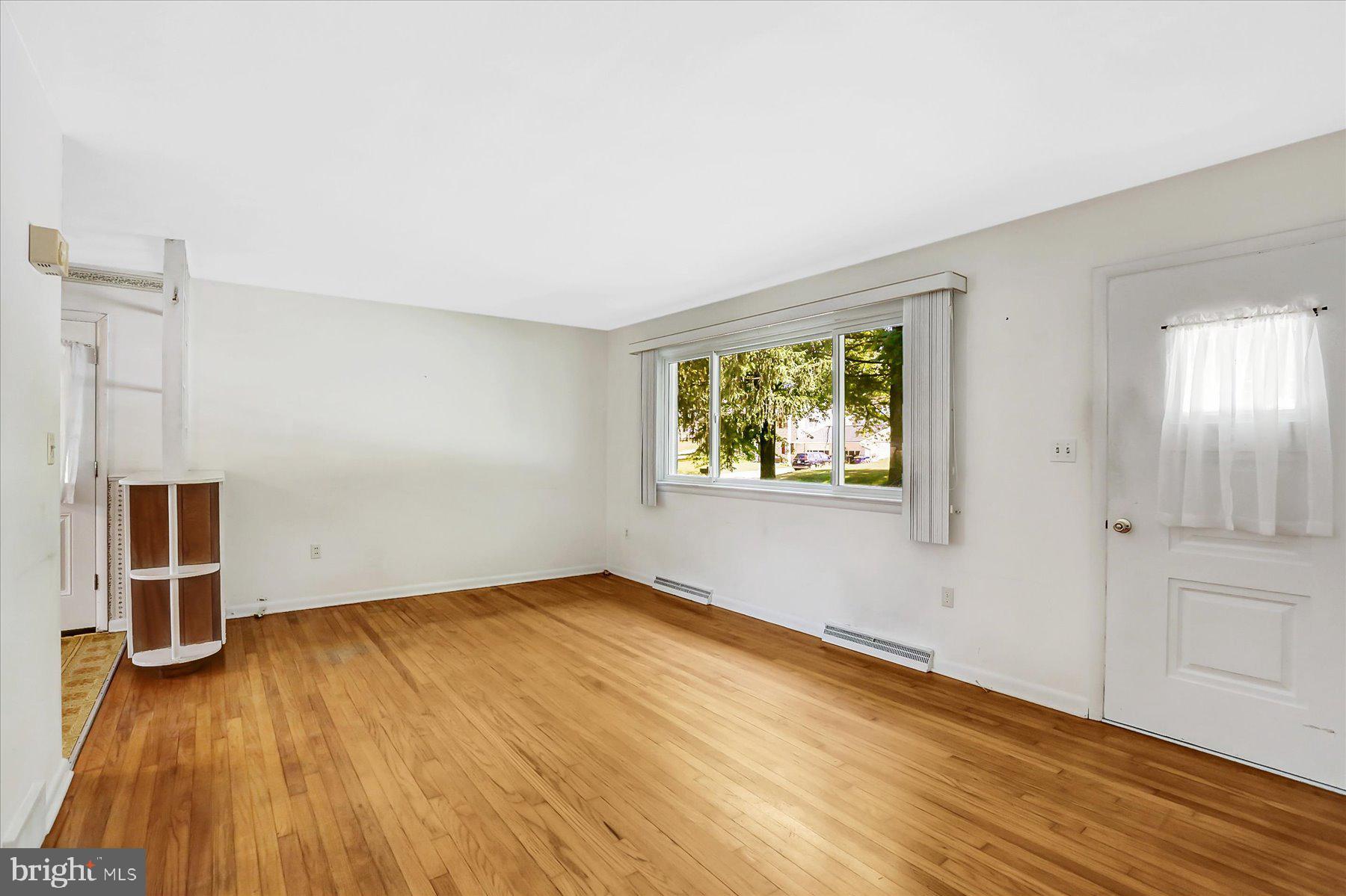 303 Sunset Dr