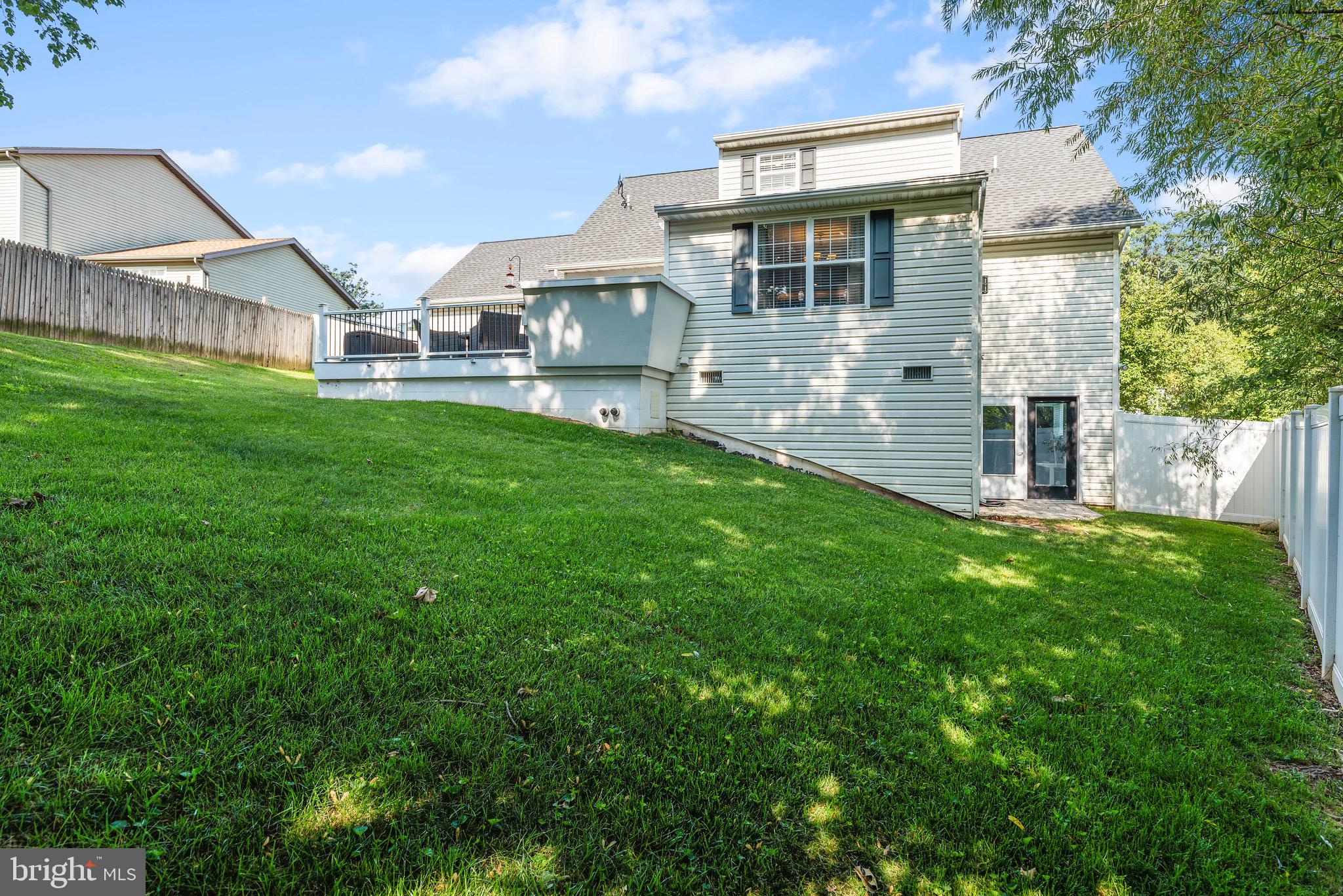 6 Violet Dr