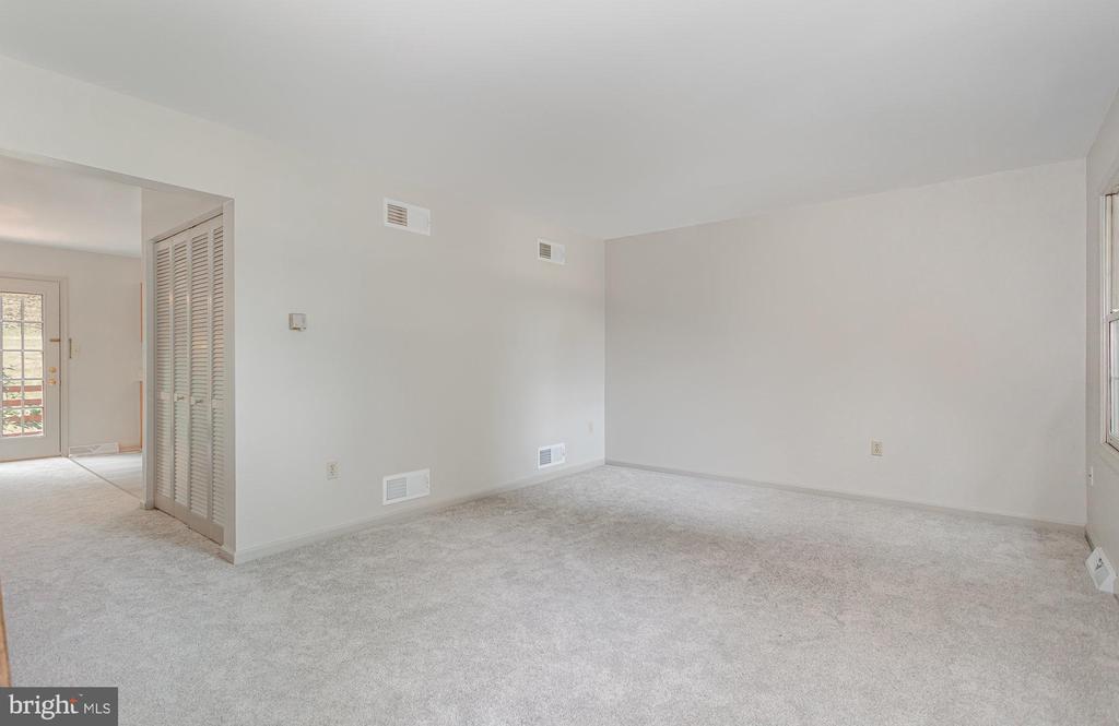 485 Harvest Dr
