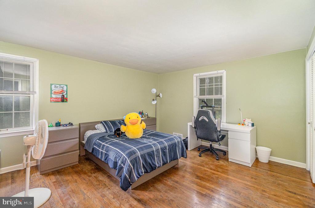 109 Lyn Cir
