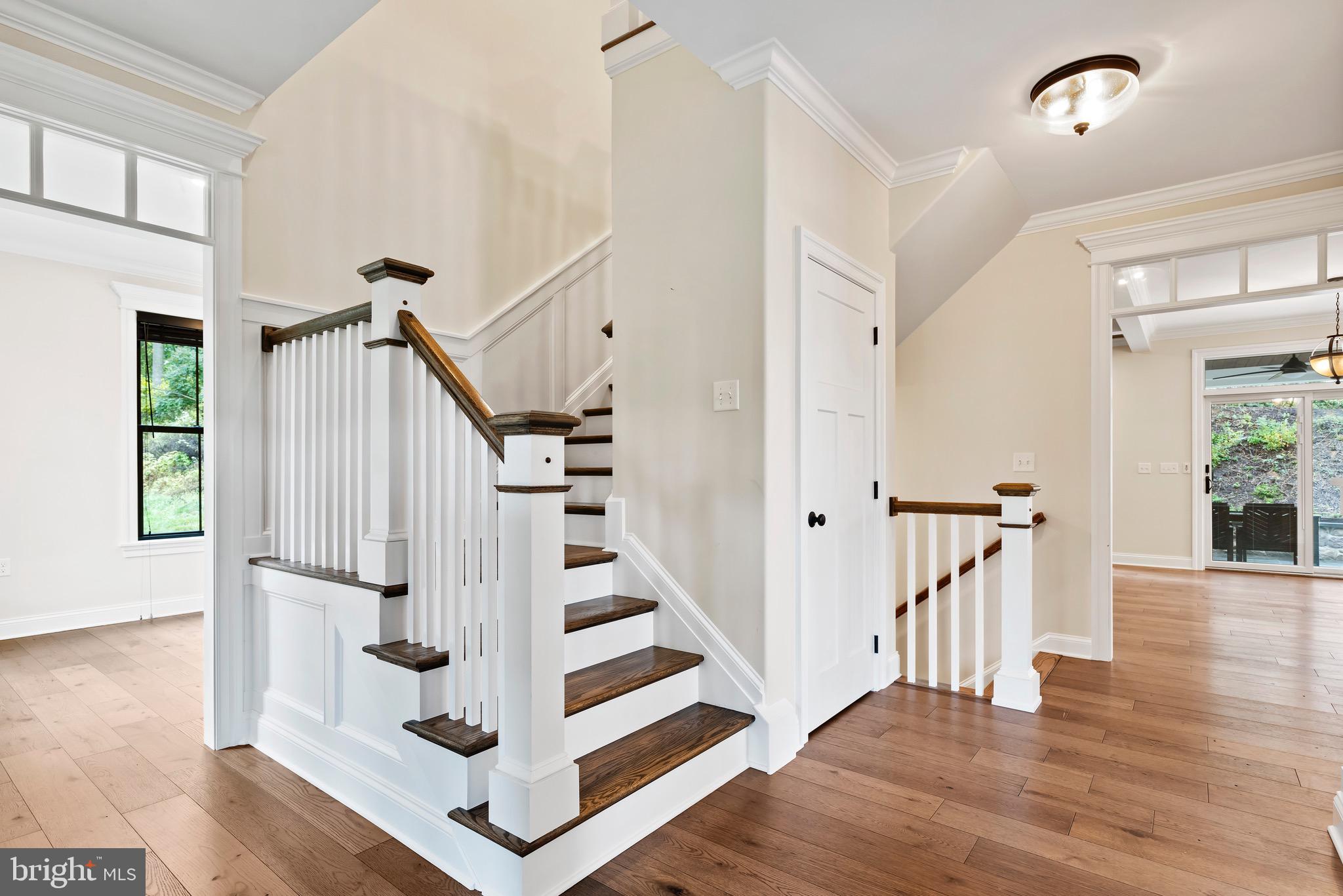 26 Jennifer Ln