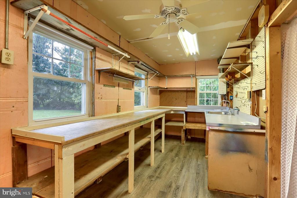 428 Valley Rd