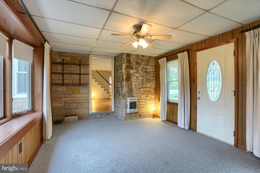 428 Valley Rd