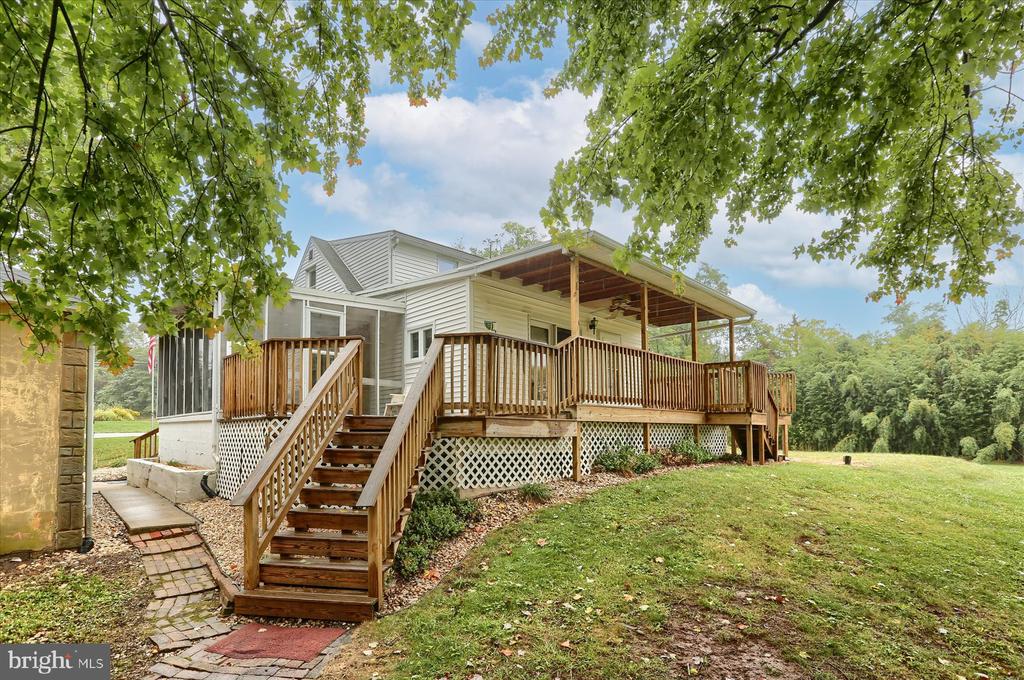 428 Valley Rd