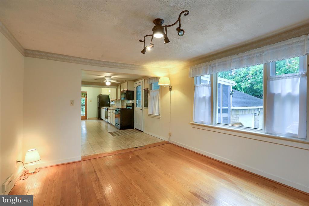 428 Valley Rd