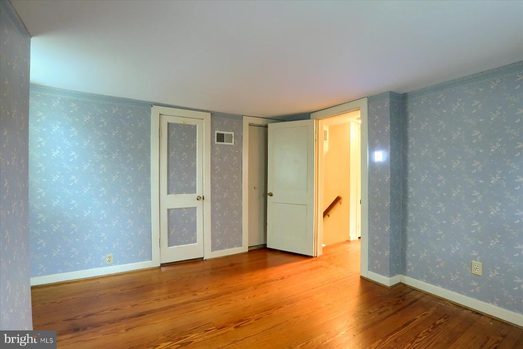 428 Valley Rd