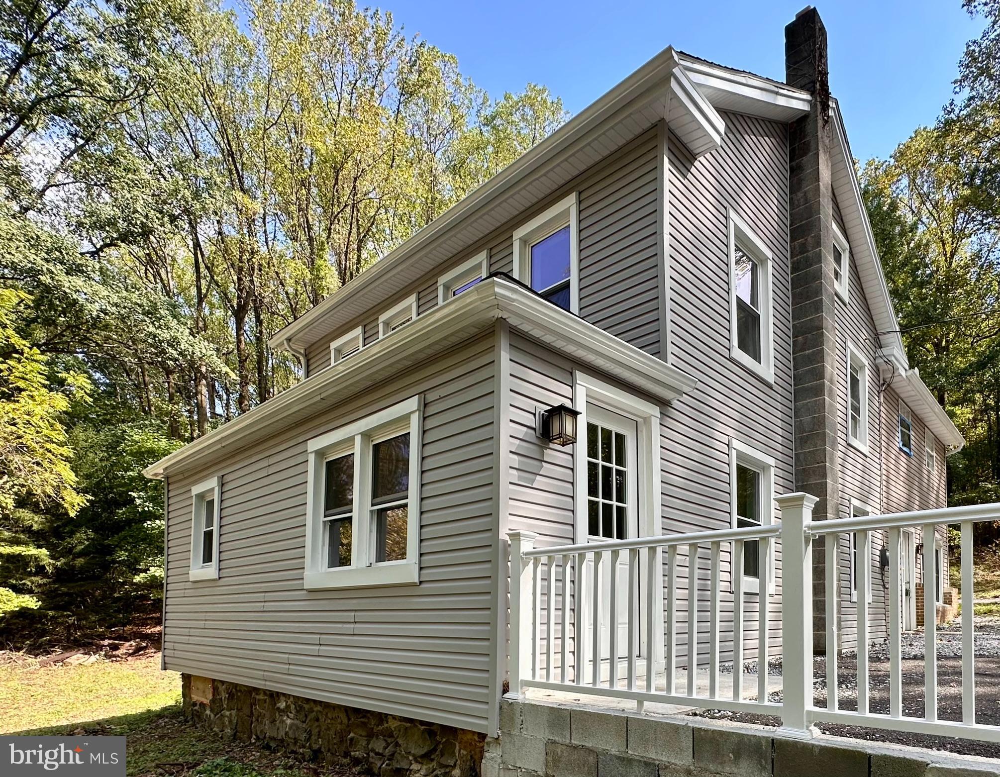 1580 Pines Rd