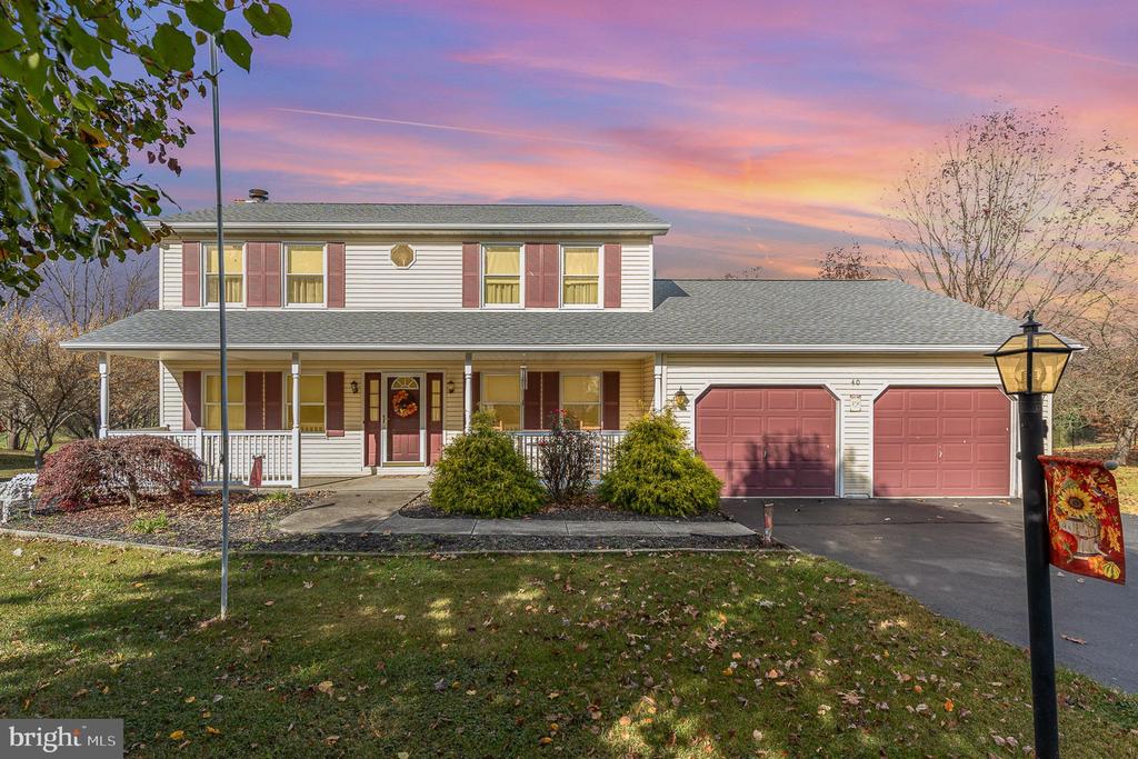 40 Spring Dr