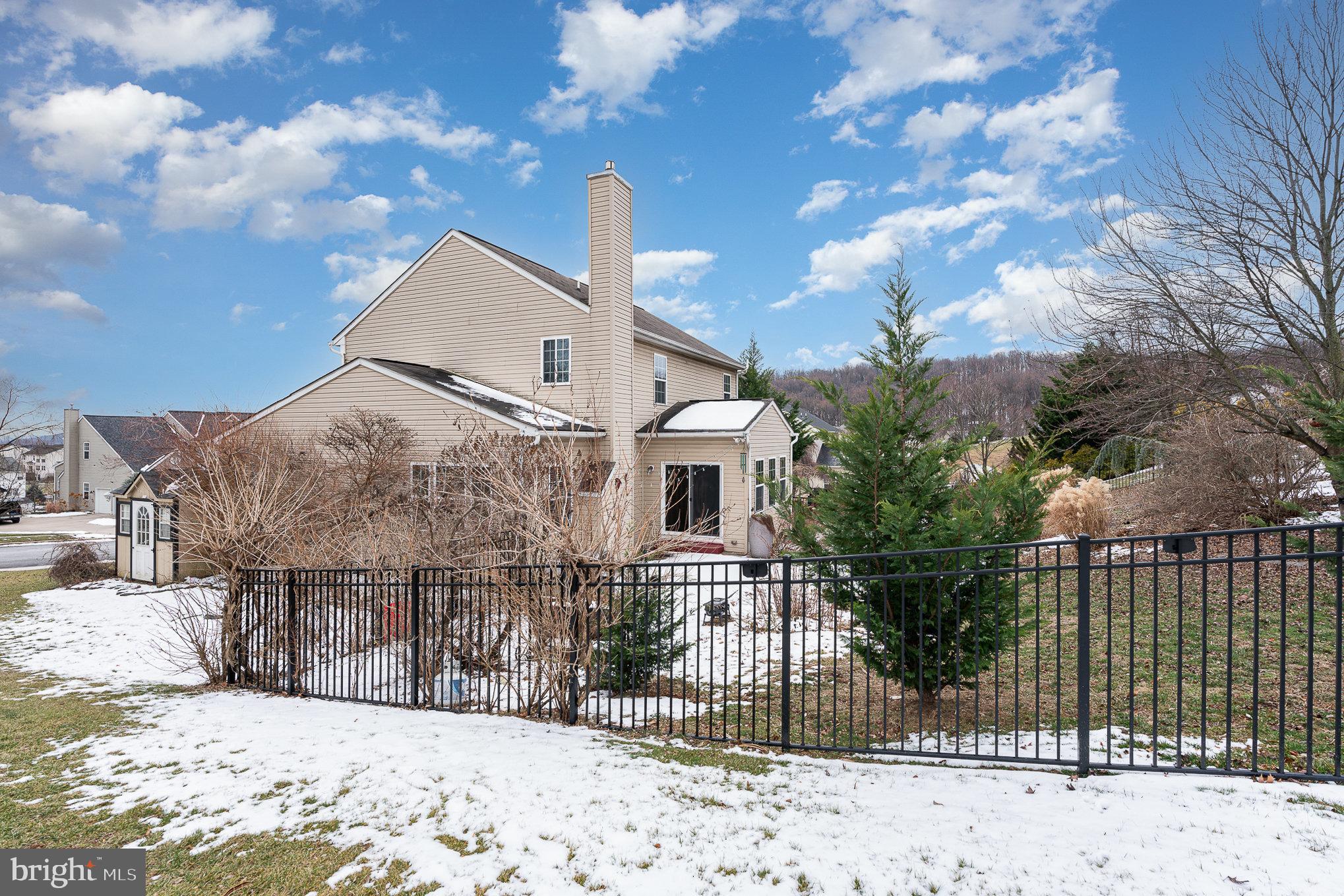 528 Windy Way