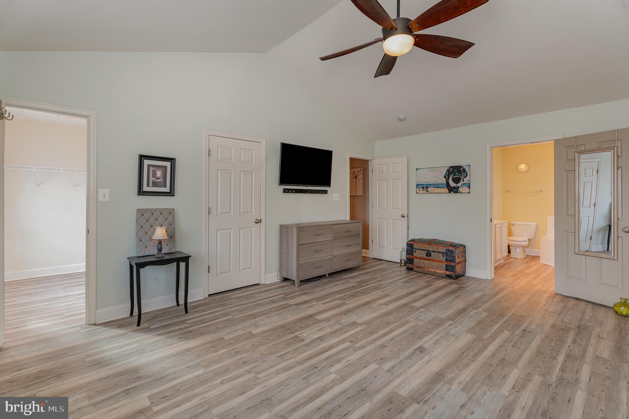528 Windy Way