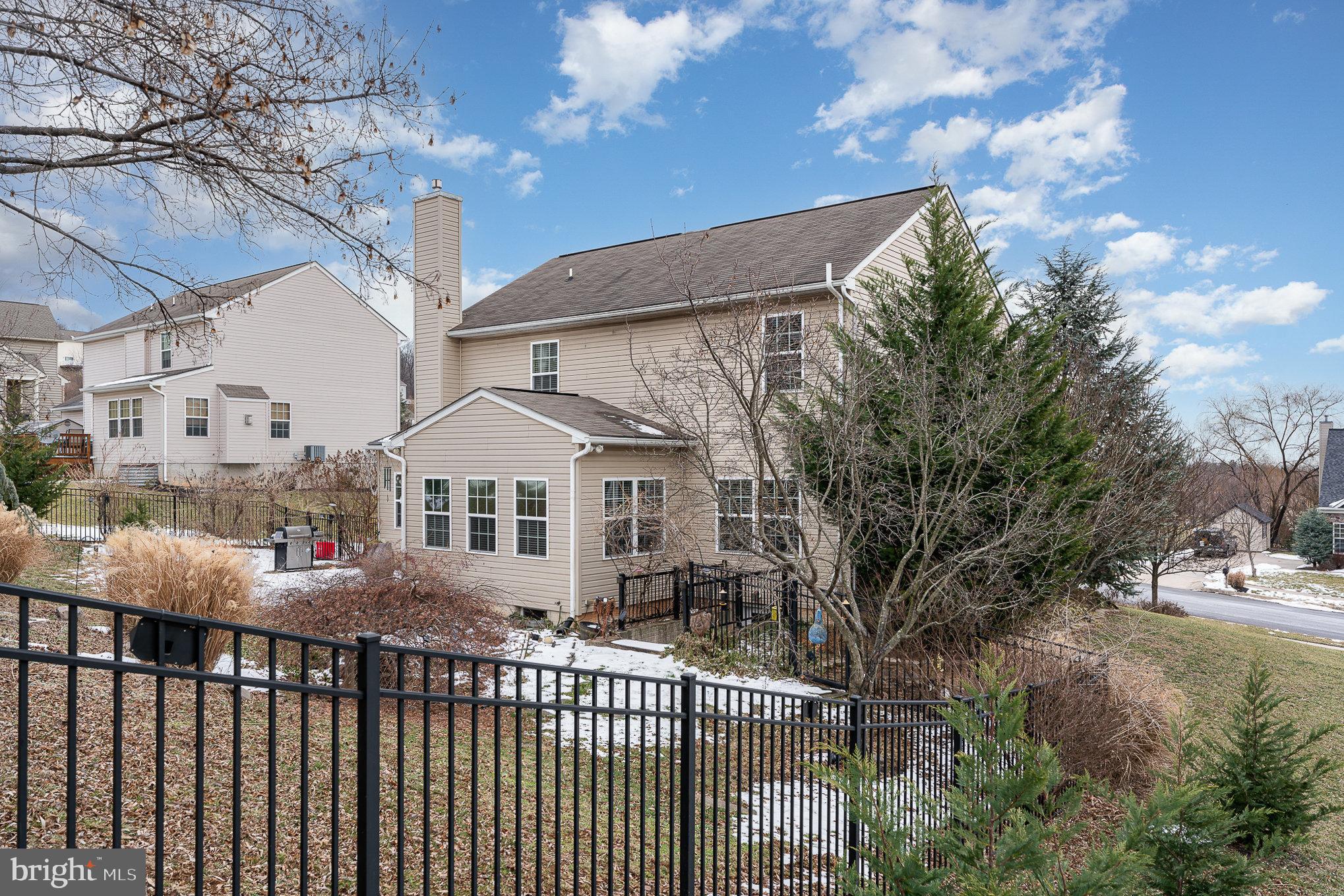 528 Windy Way