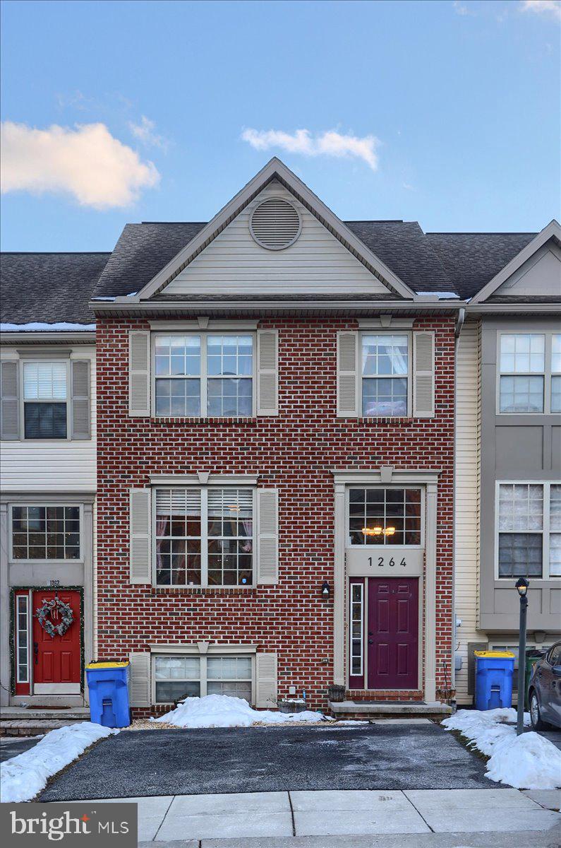 1264 Wanda Dr