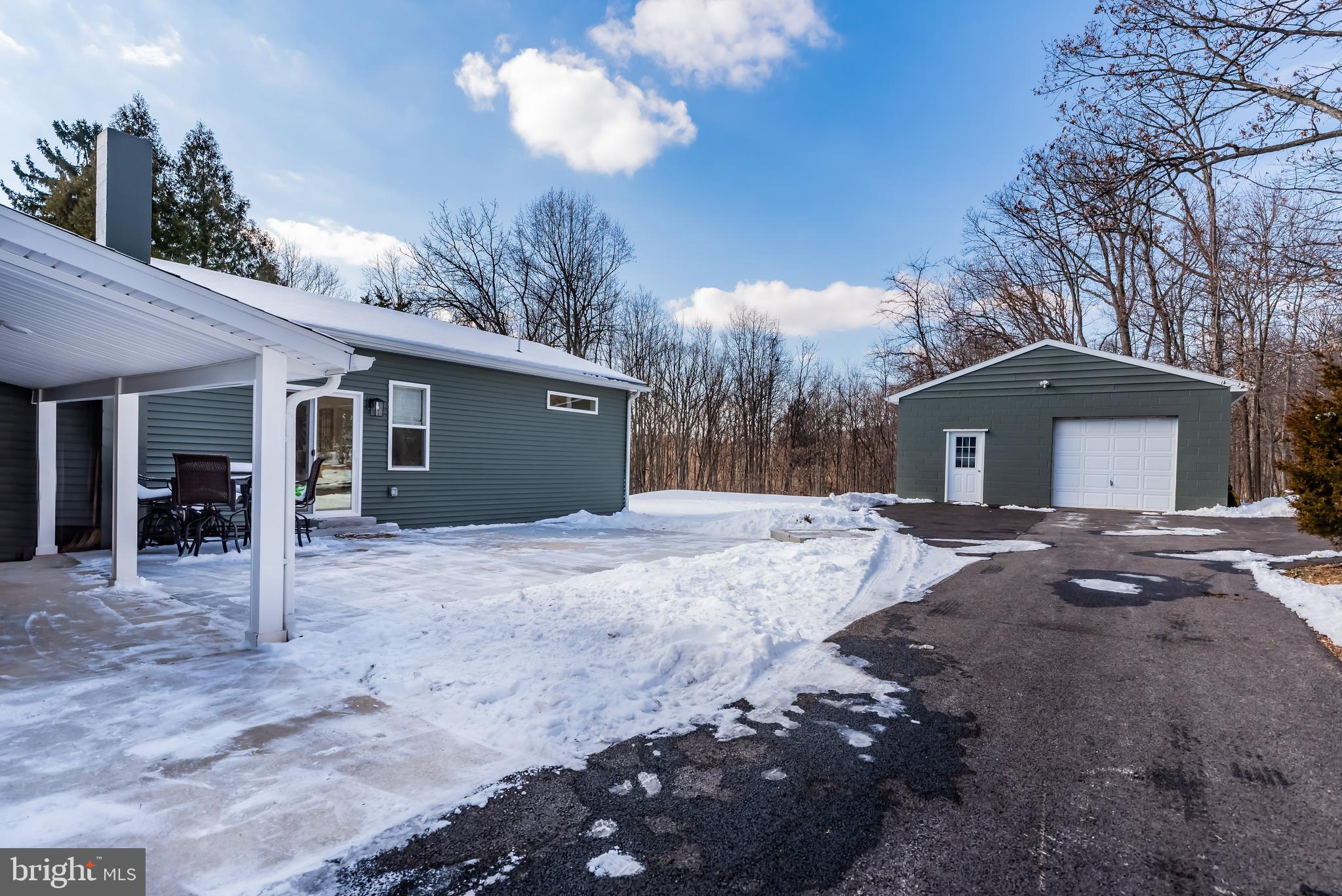 805 Buck Rd