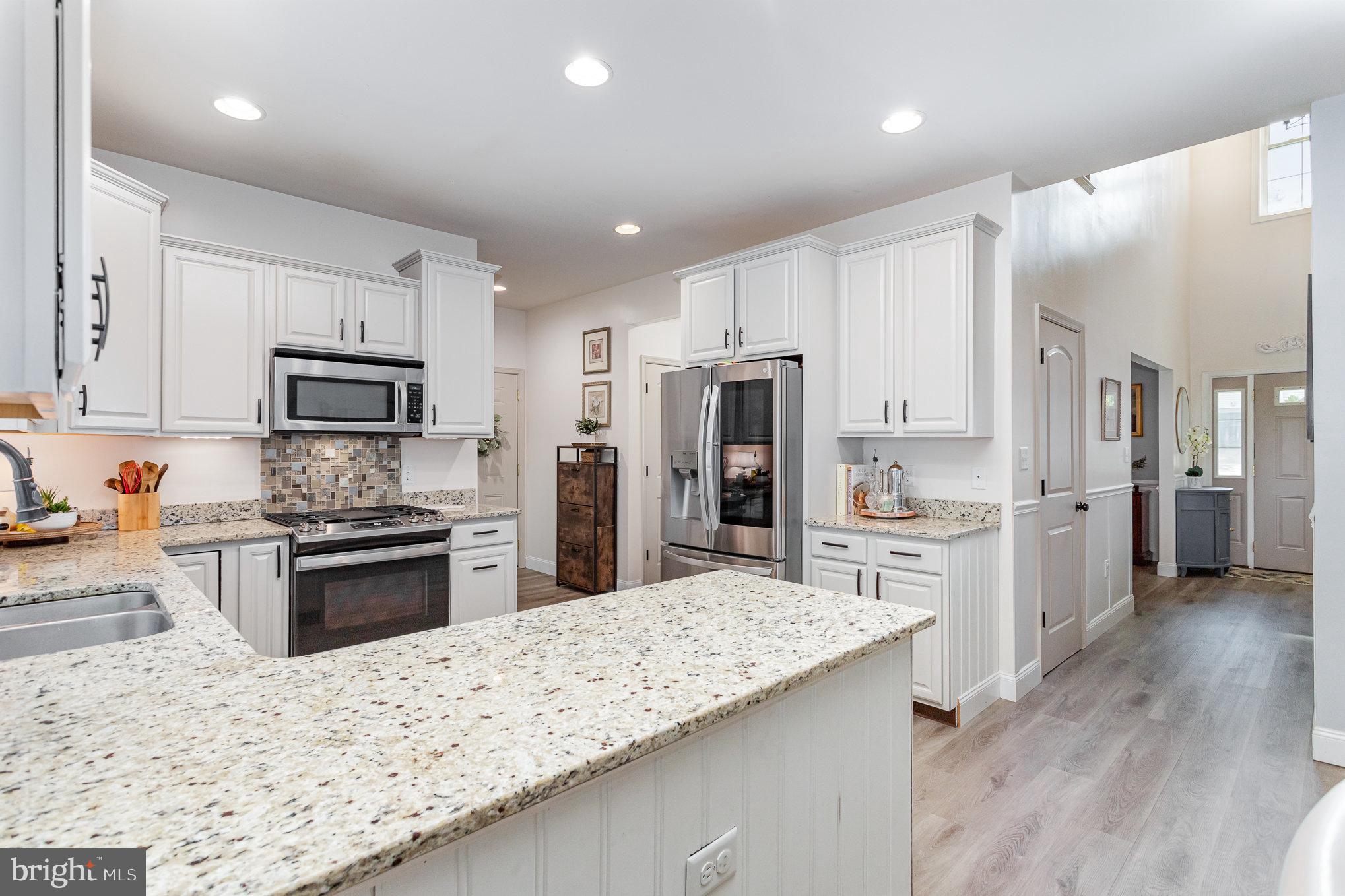 145 Pleasant View Ter