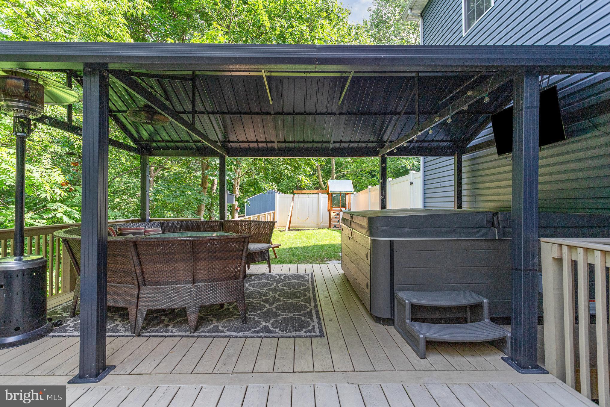 145 Pleasant View Ter