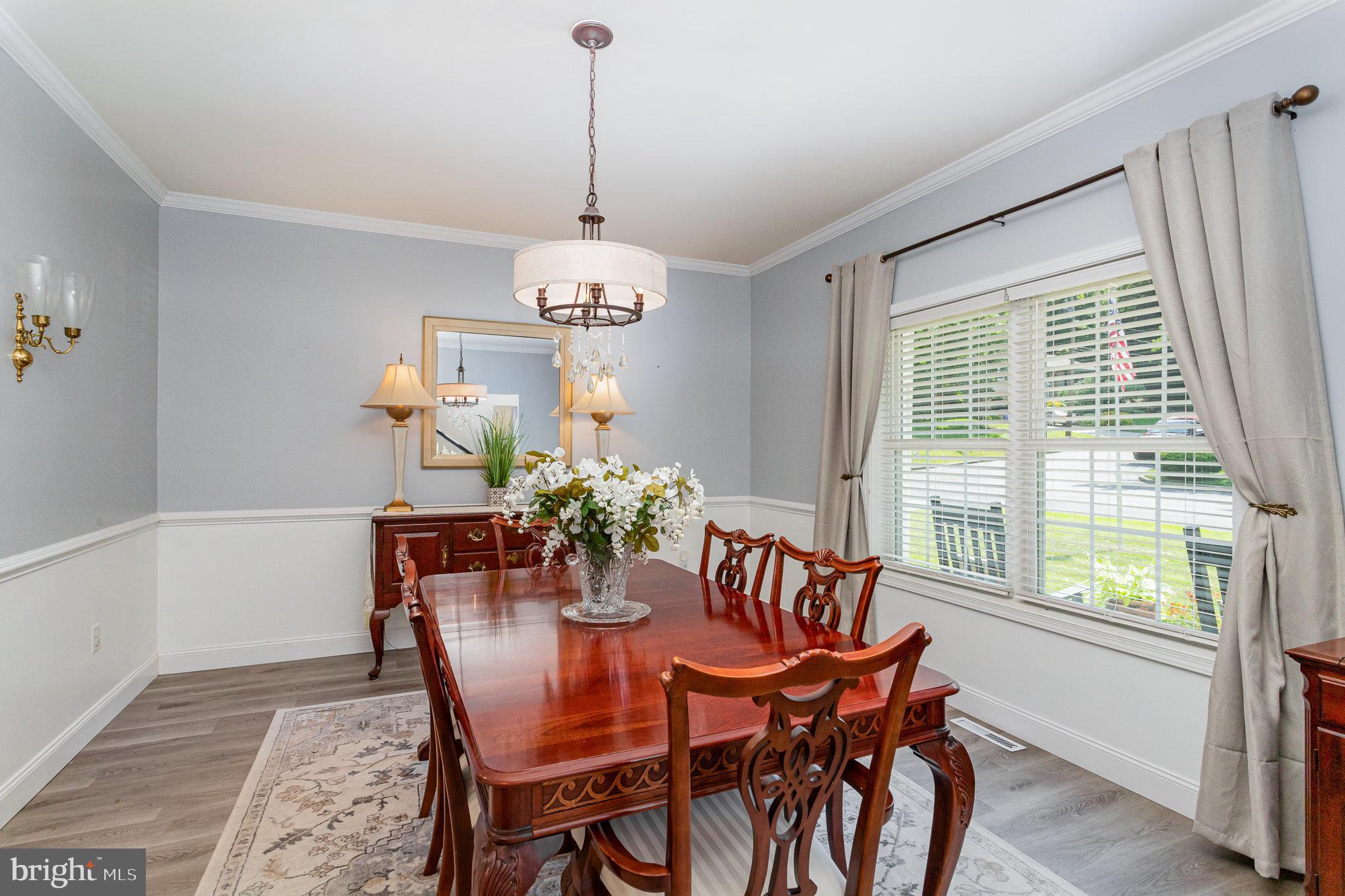 145 Pleasant View Ter