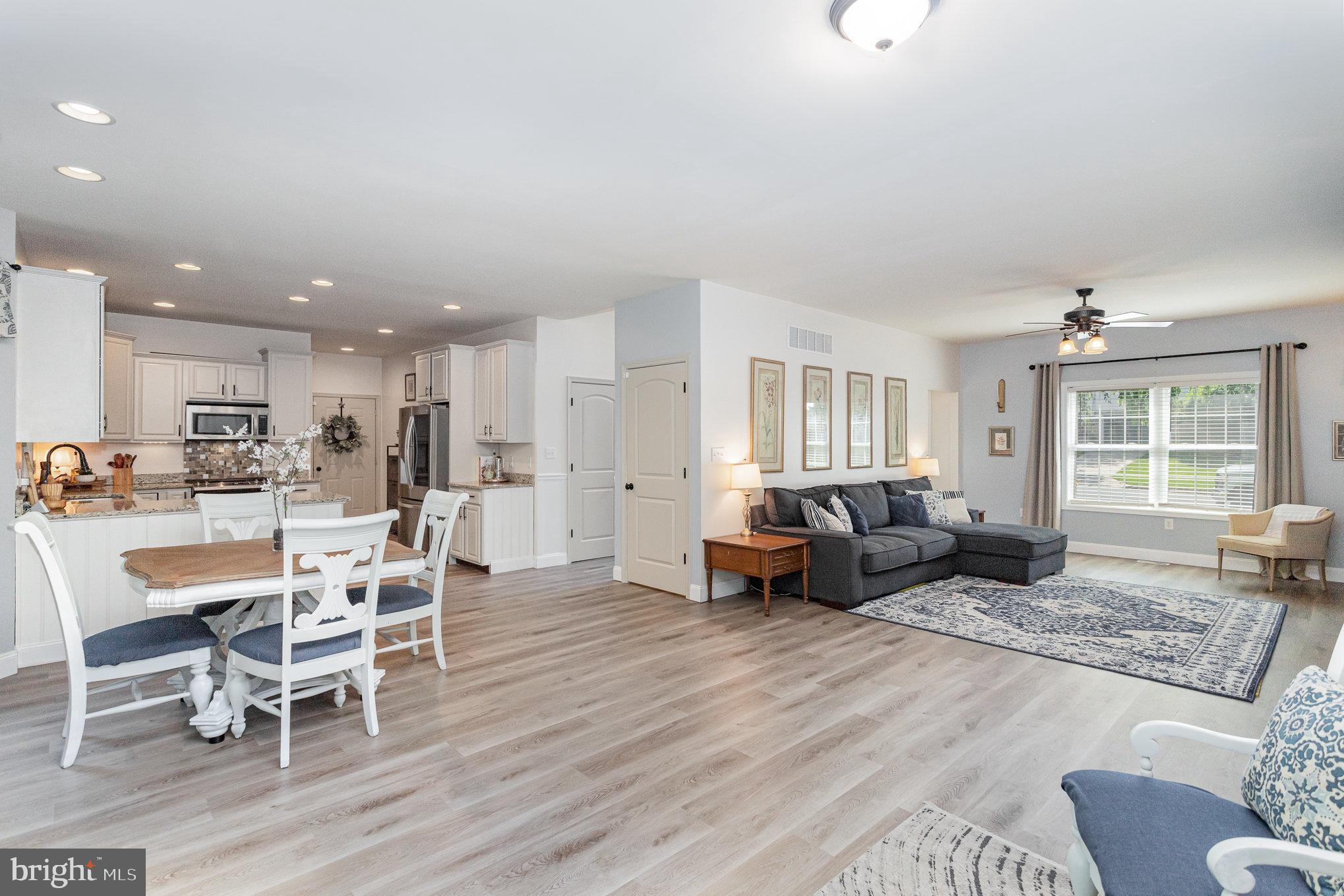 145 Pleasant View Ter