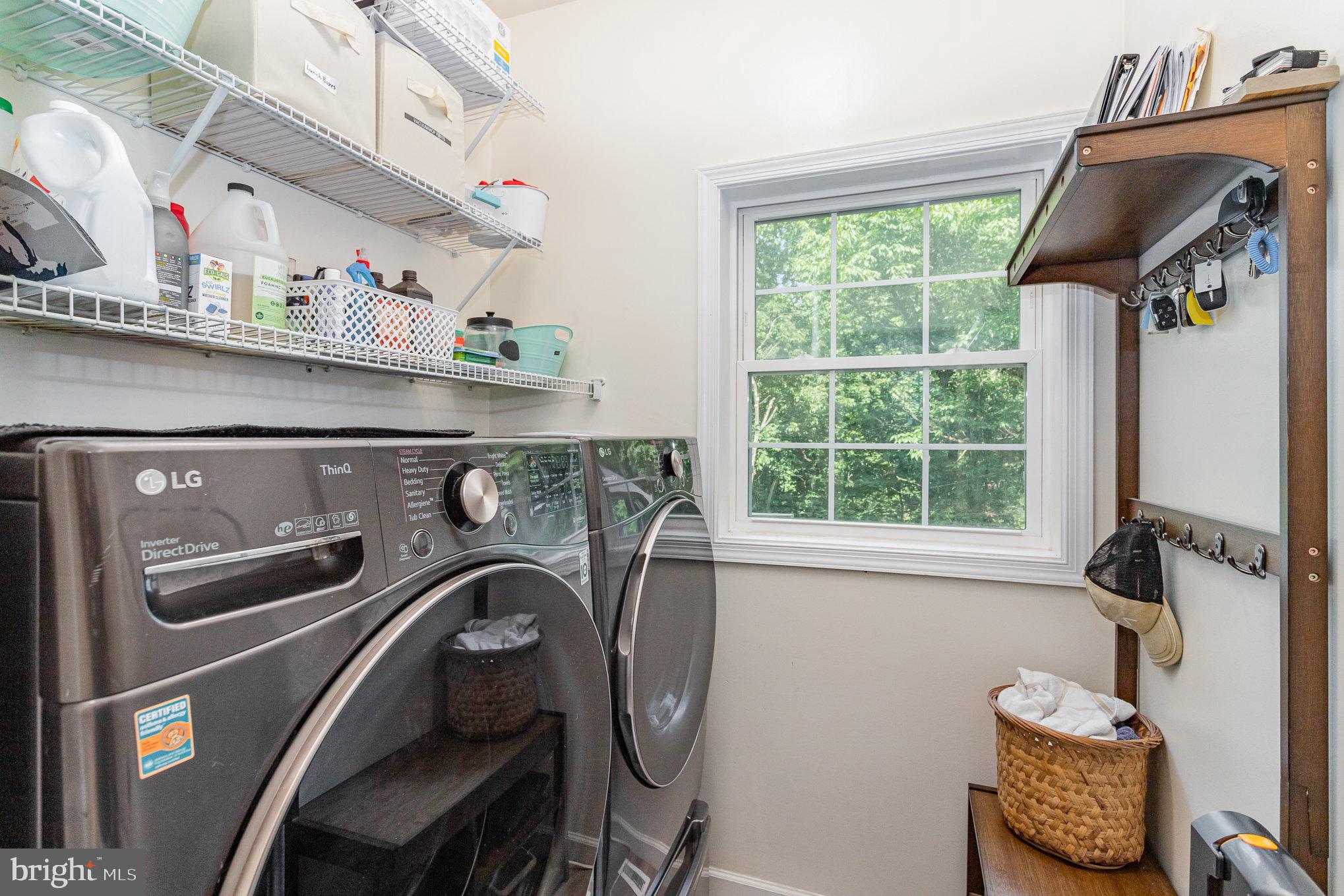 145 Pleasant View Ter