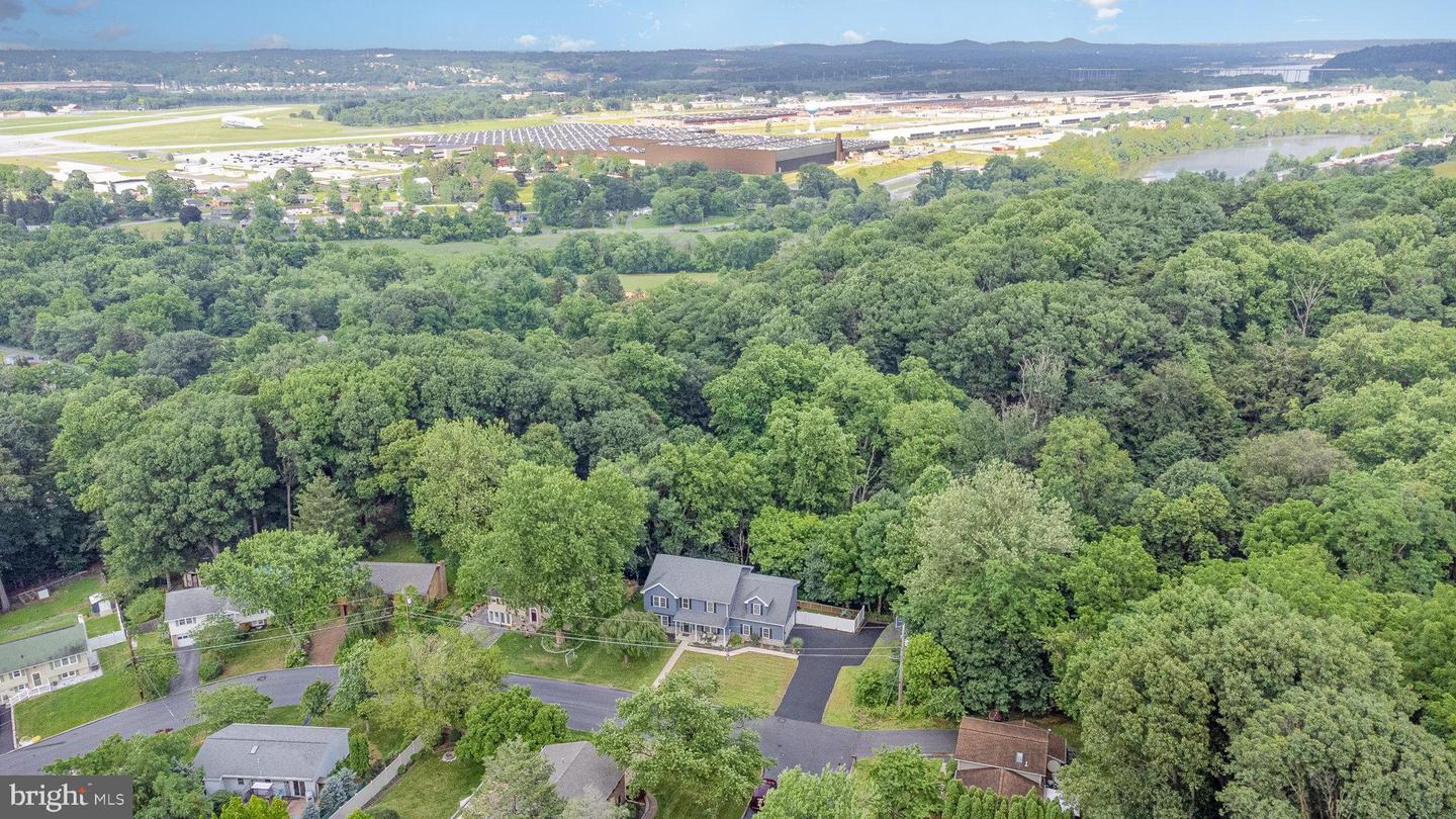 145 Pleasant View Ter