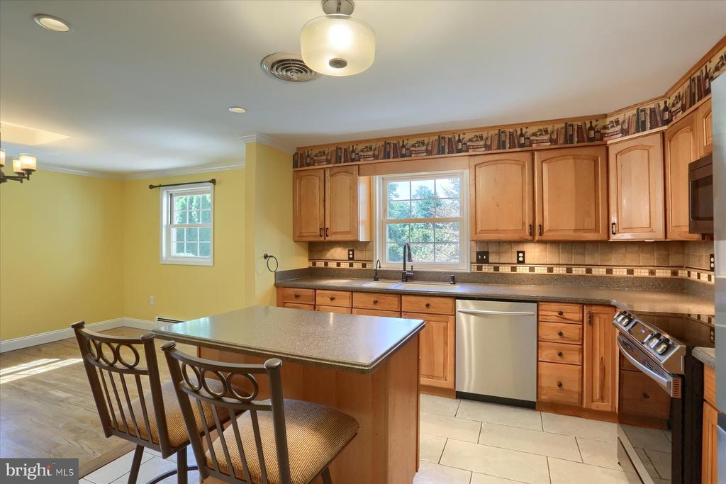 100 Wedgewood Cir