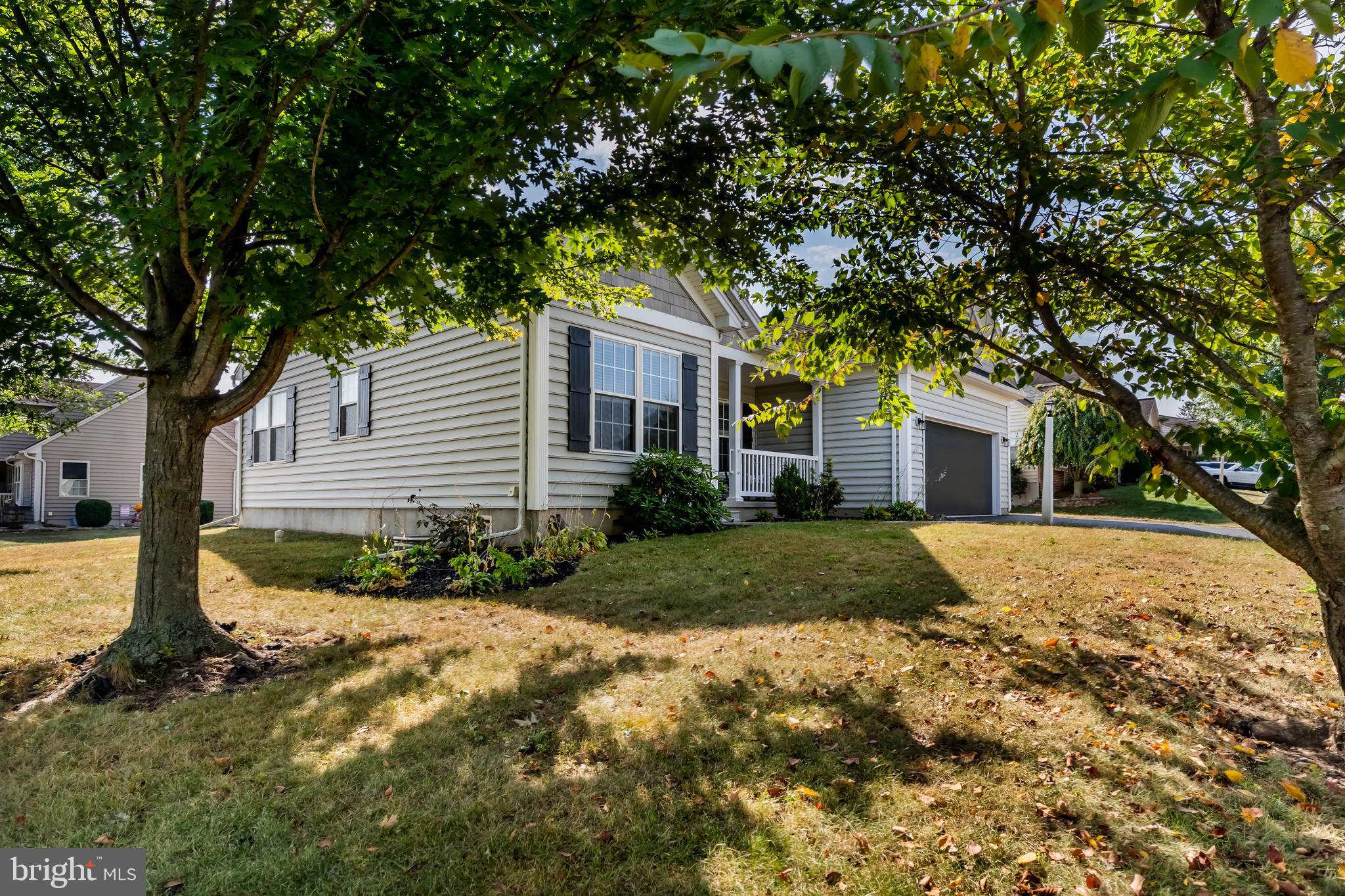 2595 ADMIRE SPRINGS DRIVE