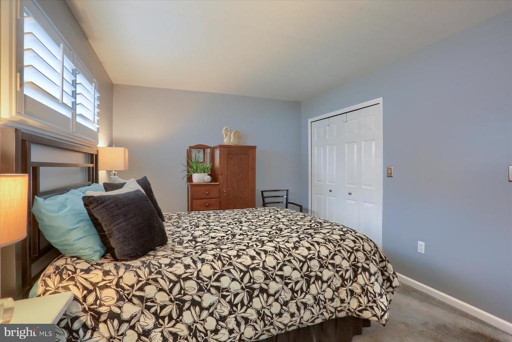 110 NORTHCREST DRIVE