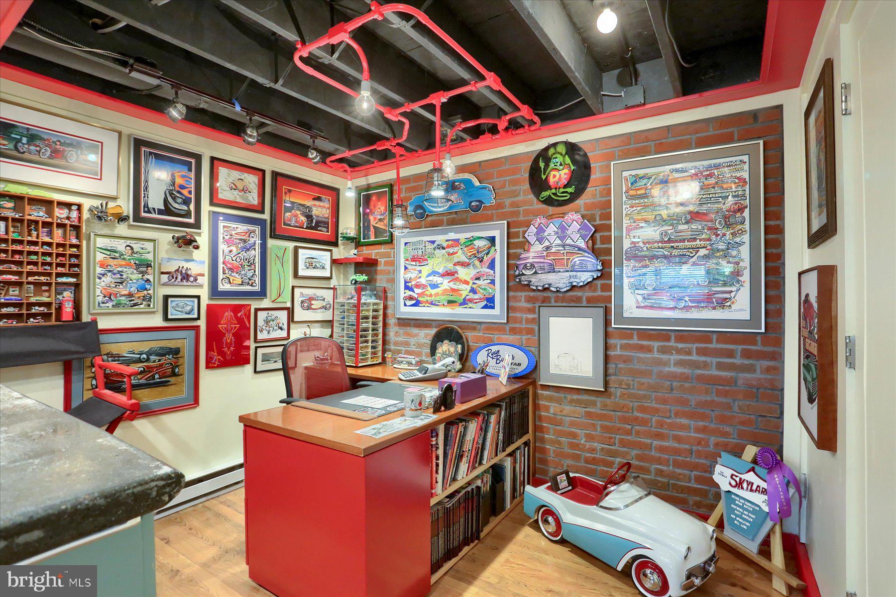 110 NORTHCREST DRIVE