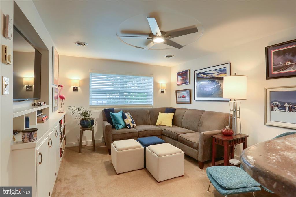 110 NORTHCREST DRIVE