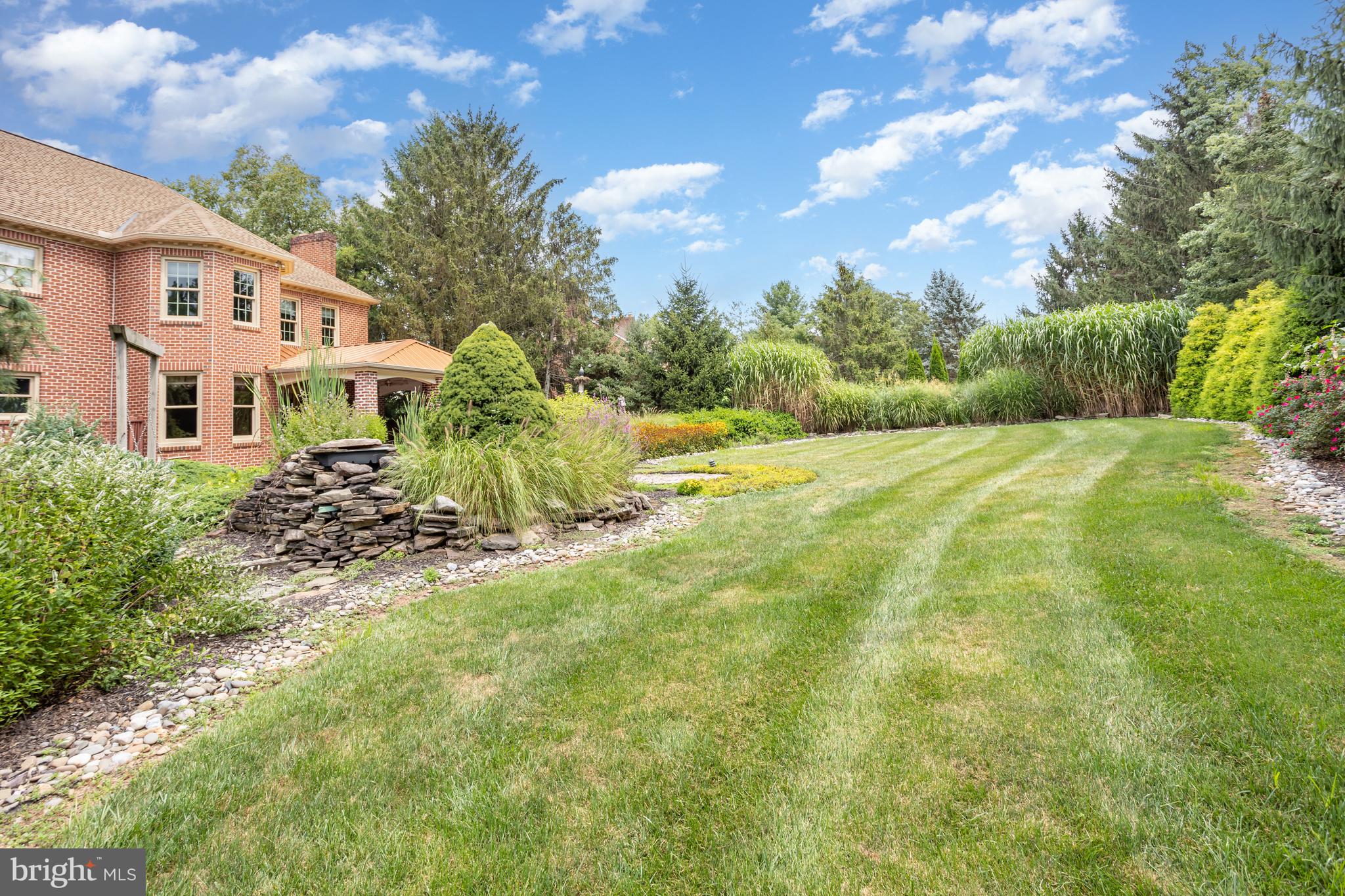 2547 HEPPLEWHITE DRIVE