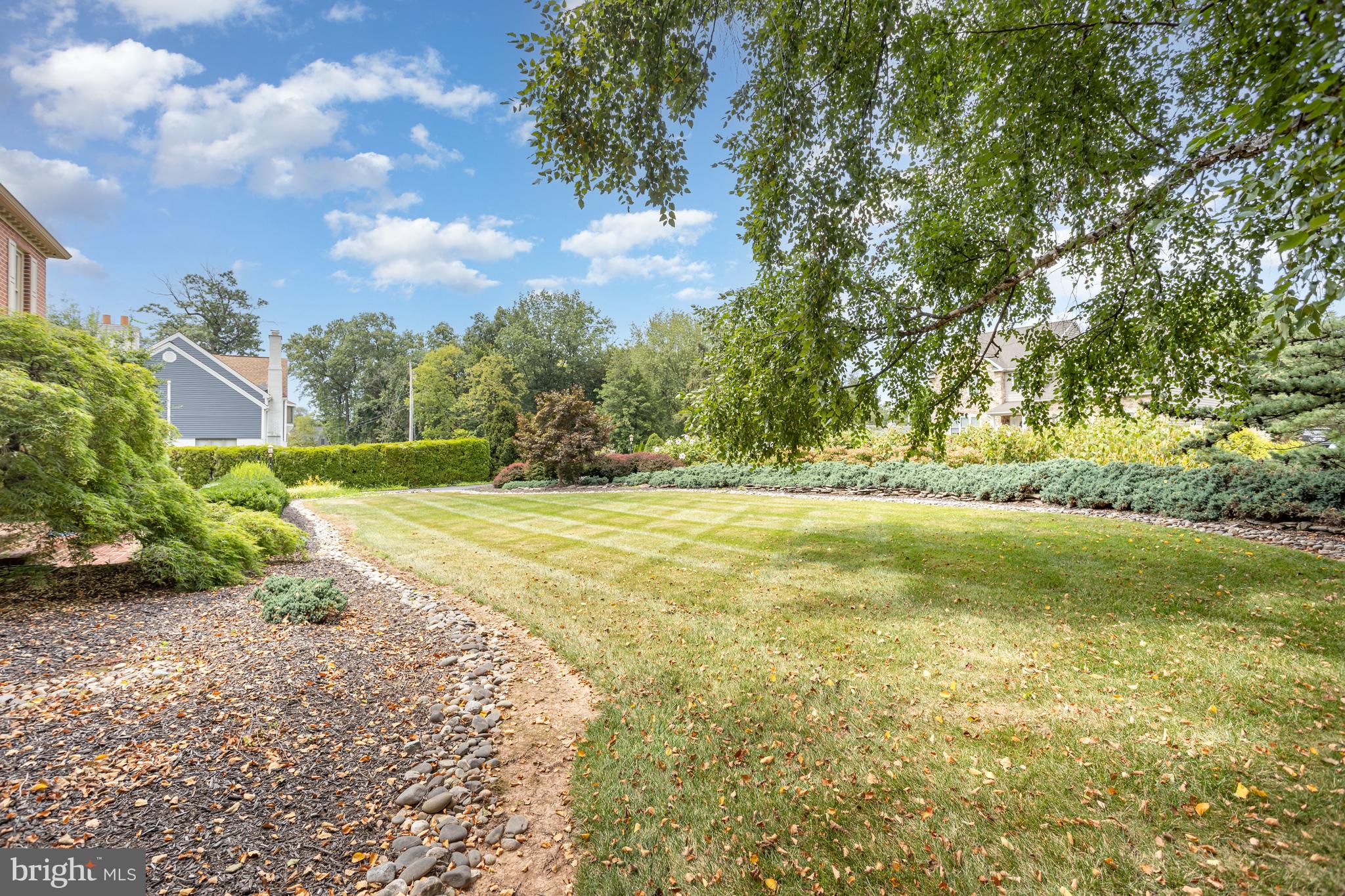 2547 HEPPLEWHITE DRIVE