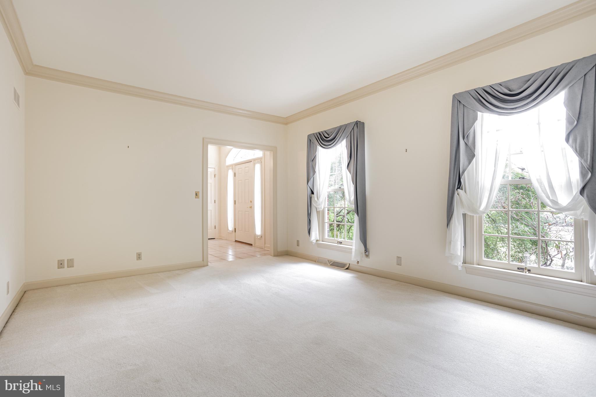 2547 HEPPLEWHITE DRIVE