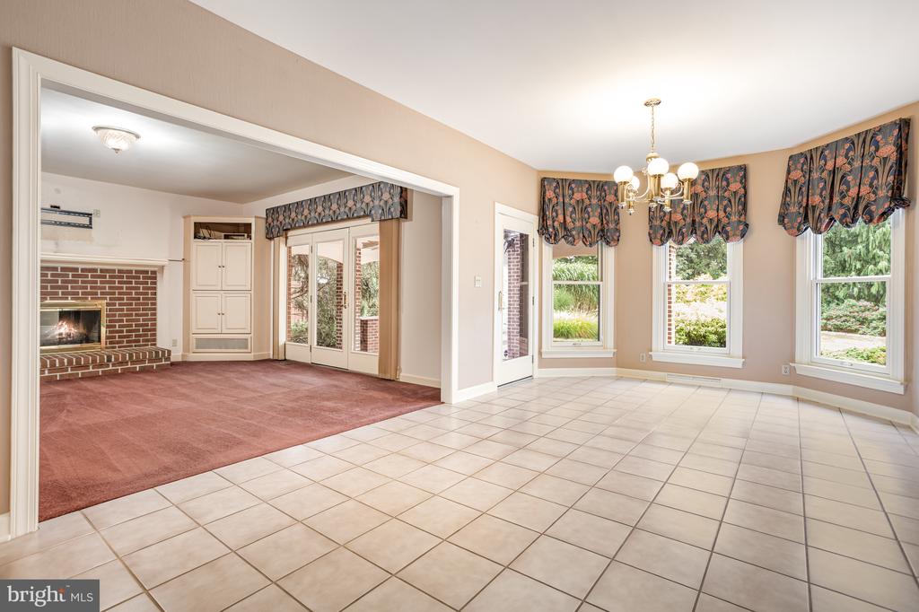 2547 HEPPLEWHITE DRIVE