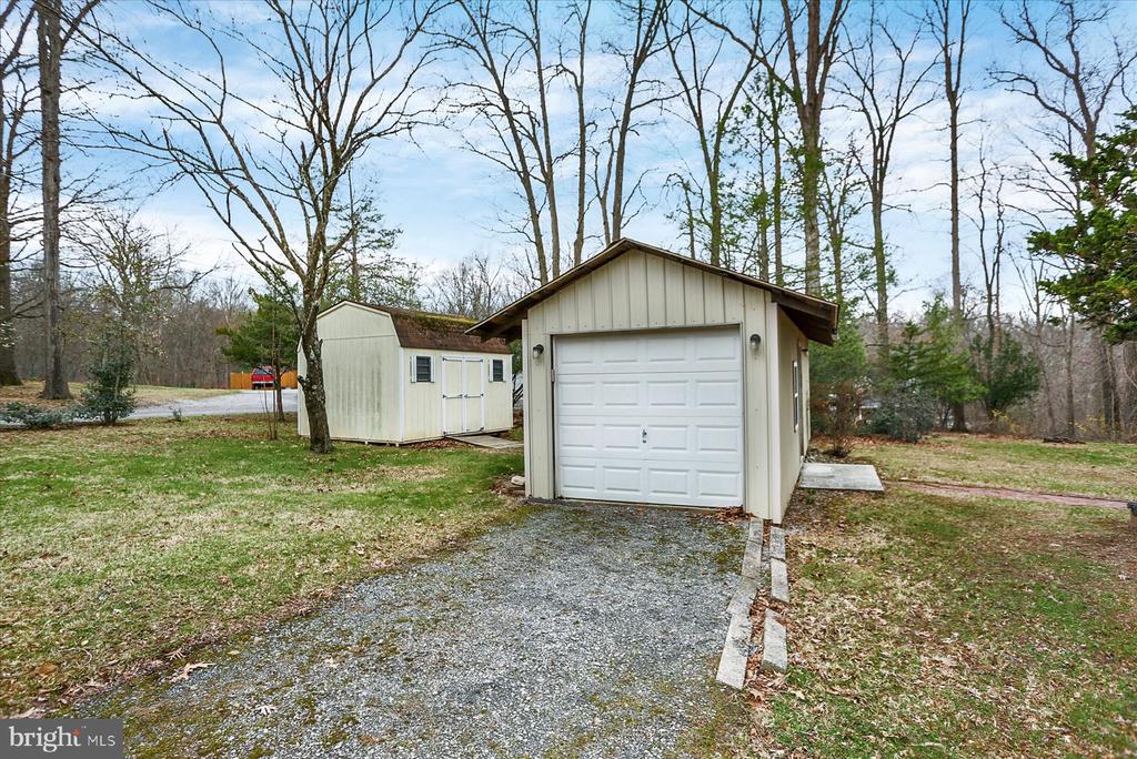 160 KENNEDY LANE